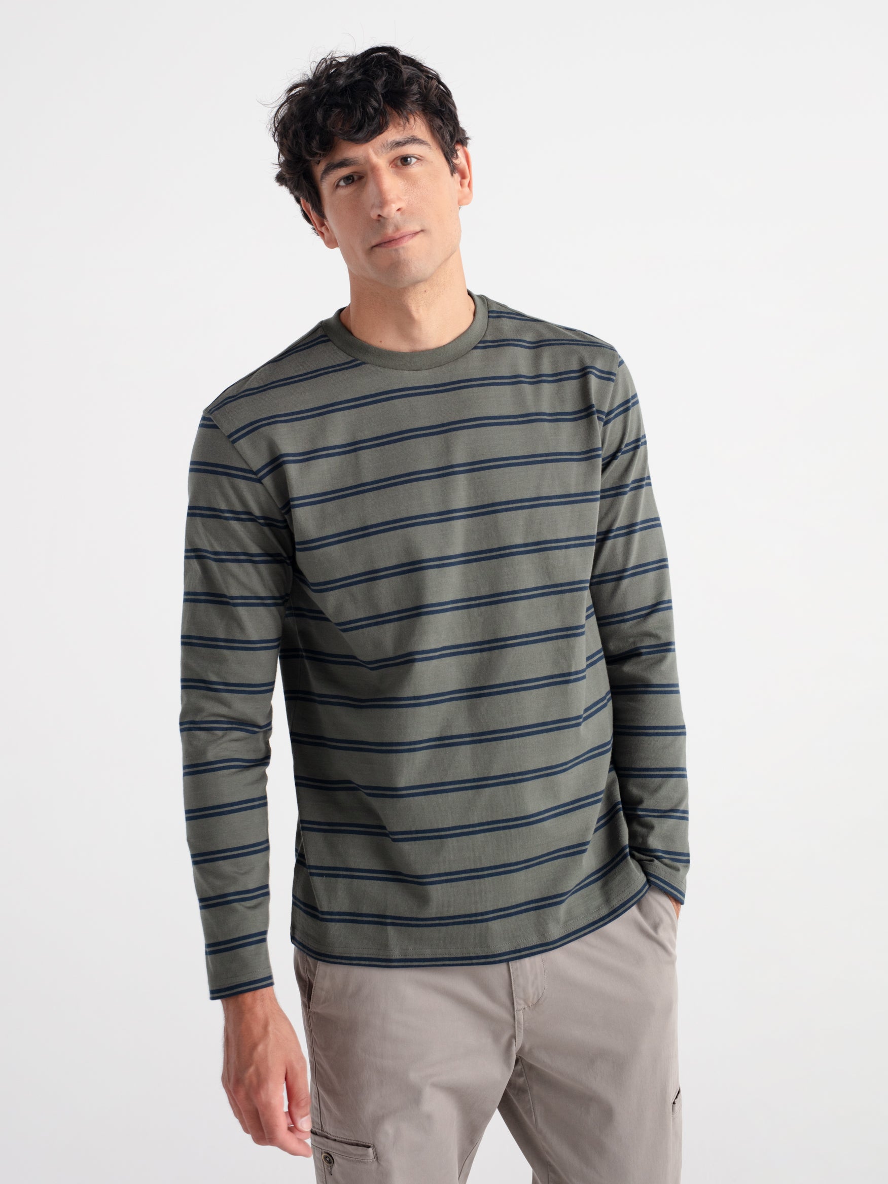 Long-sleeved striped shirt