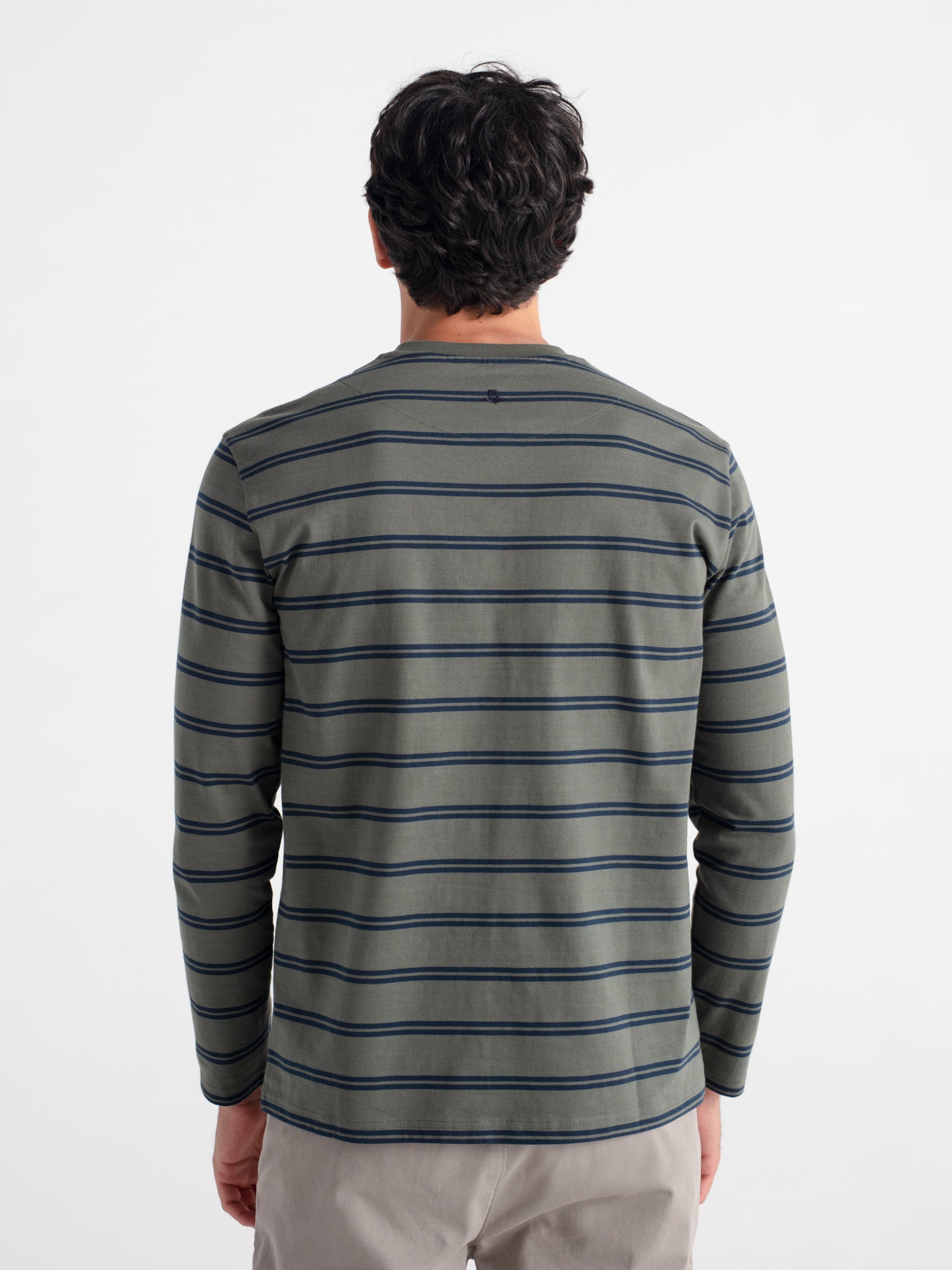 Long-sleeved striped shirt