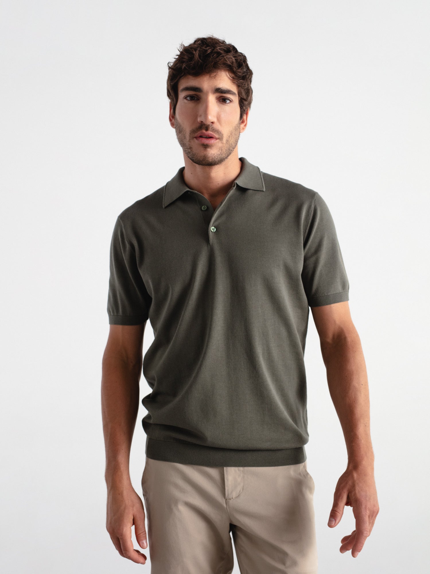 Fine knit short sleeve polo shirt
