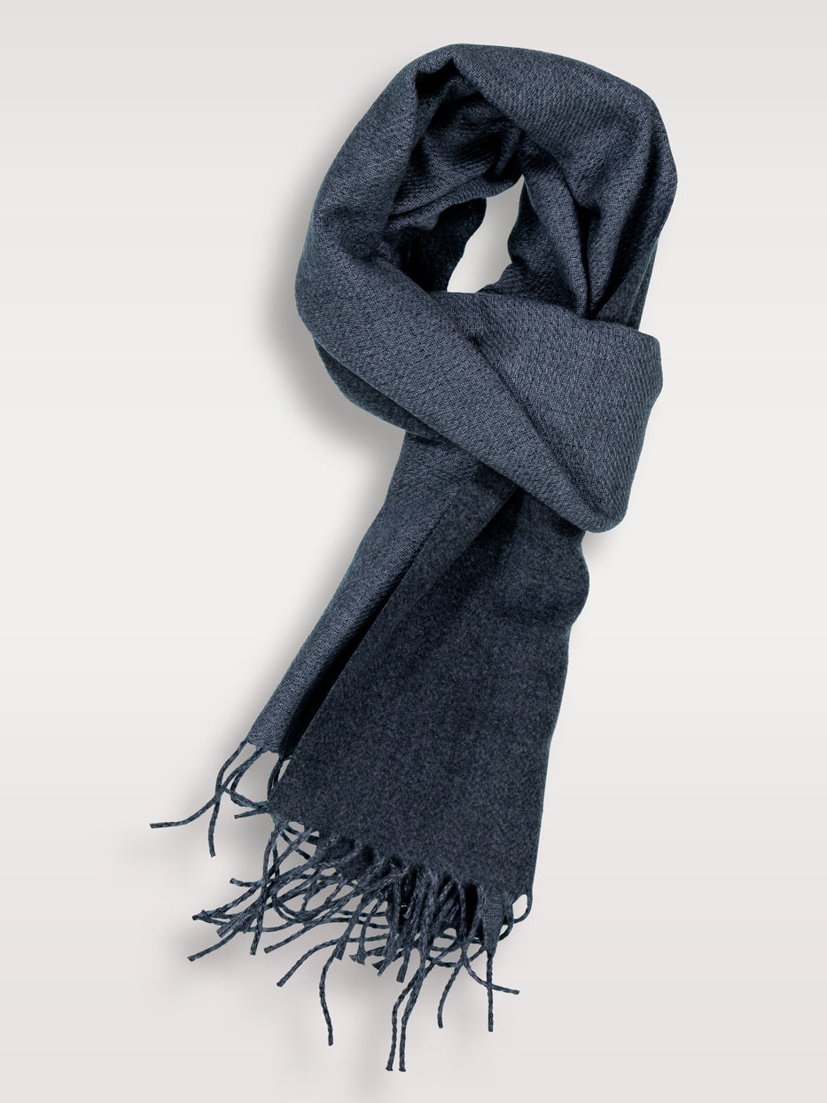 Plain scarf