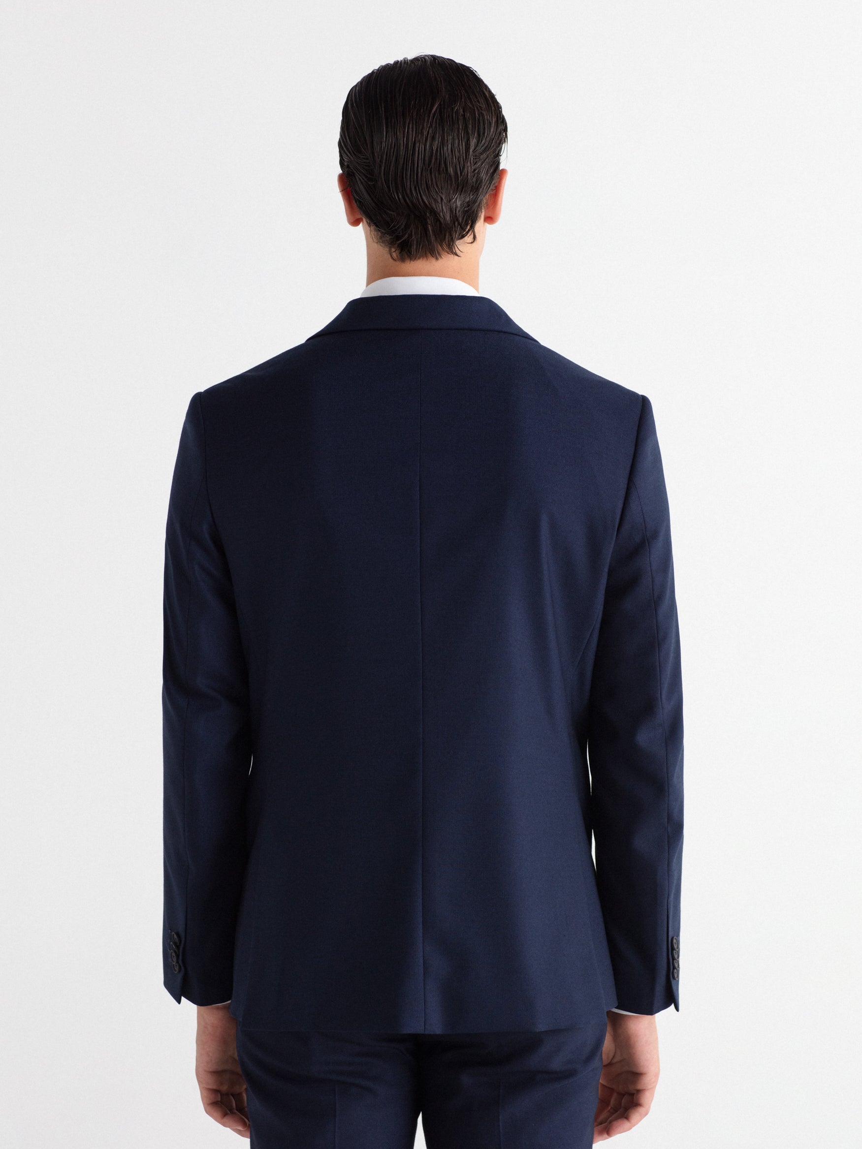 Plain, slim-fit suit jacket