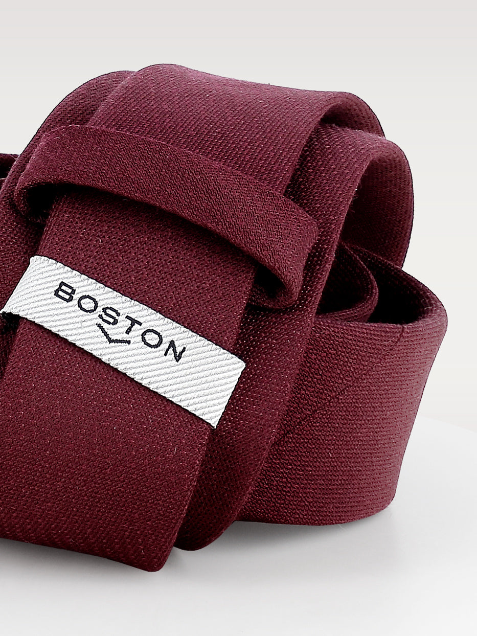 Plain tie