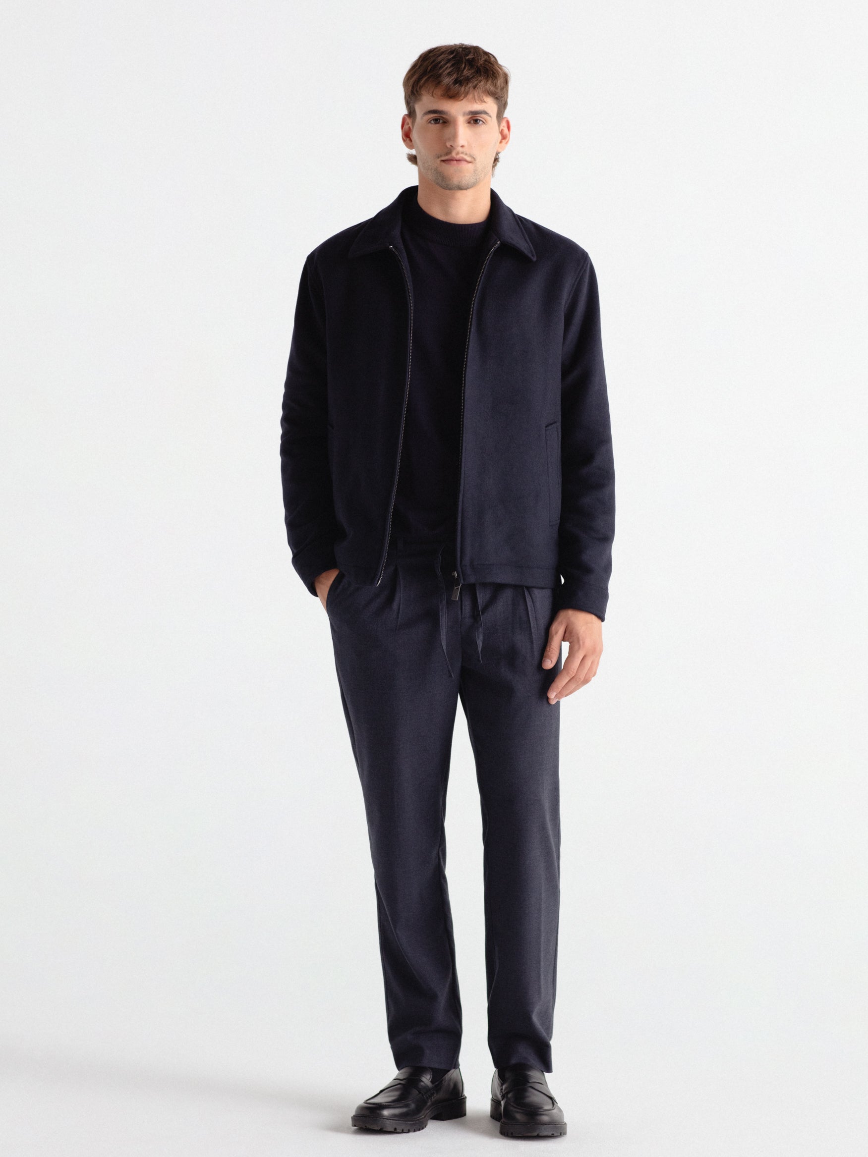 Pantalón smart falso liso