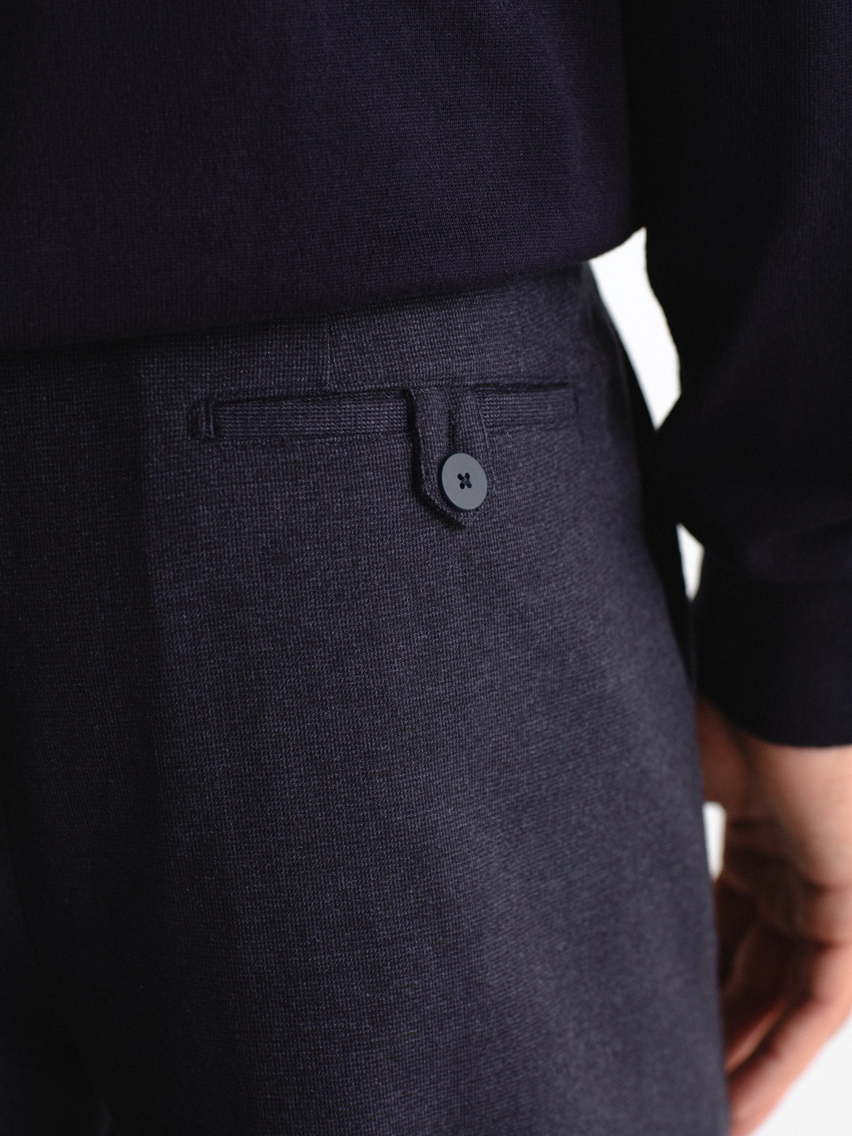 Pantalón smart falso liso