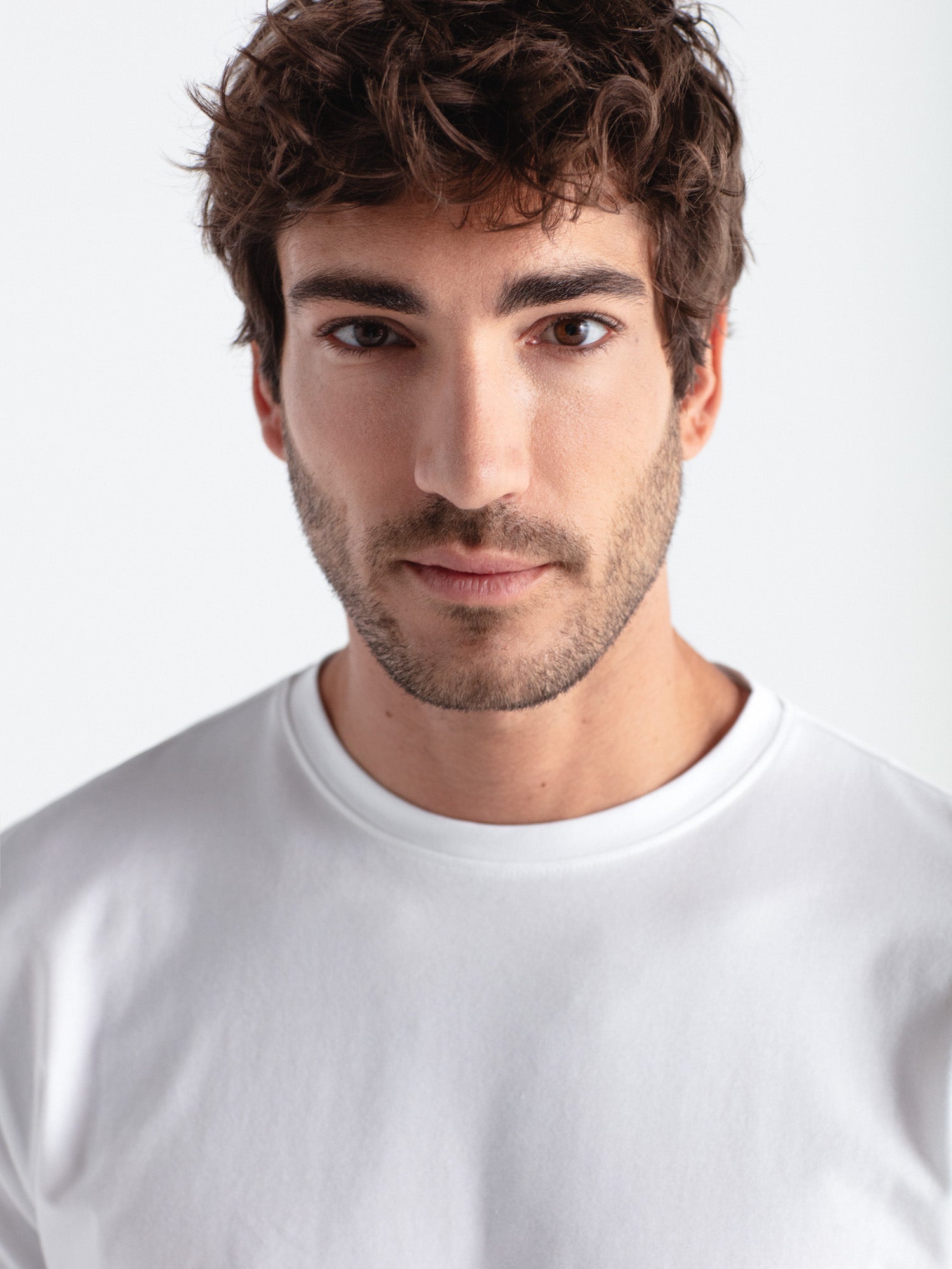 Camiseta esencial con lycra