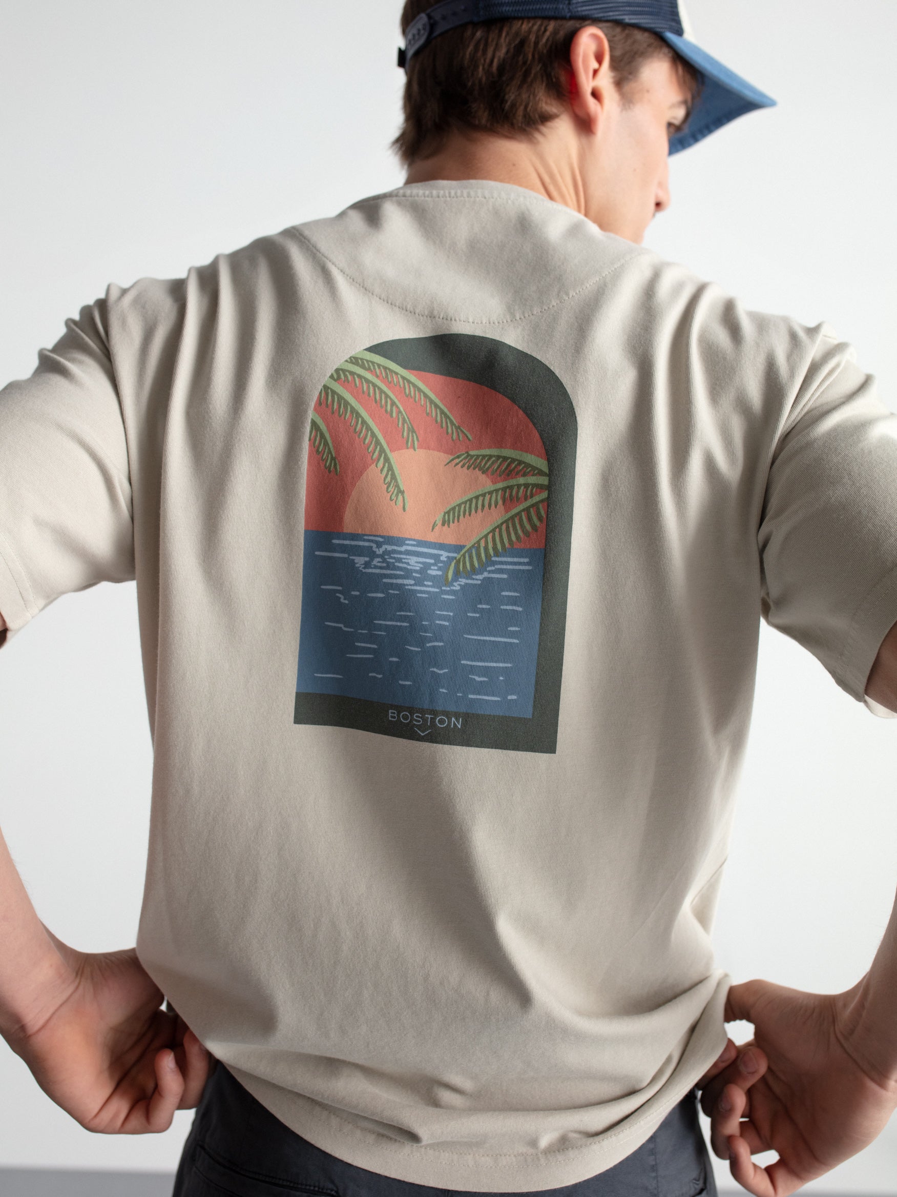 Camiseta confort gráfica "Ventana"
