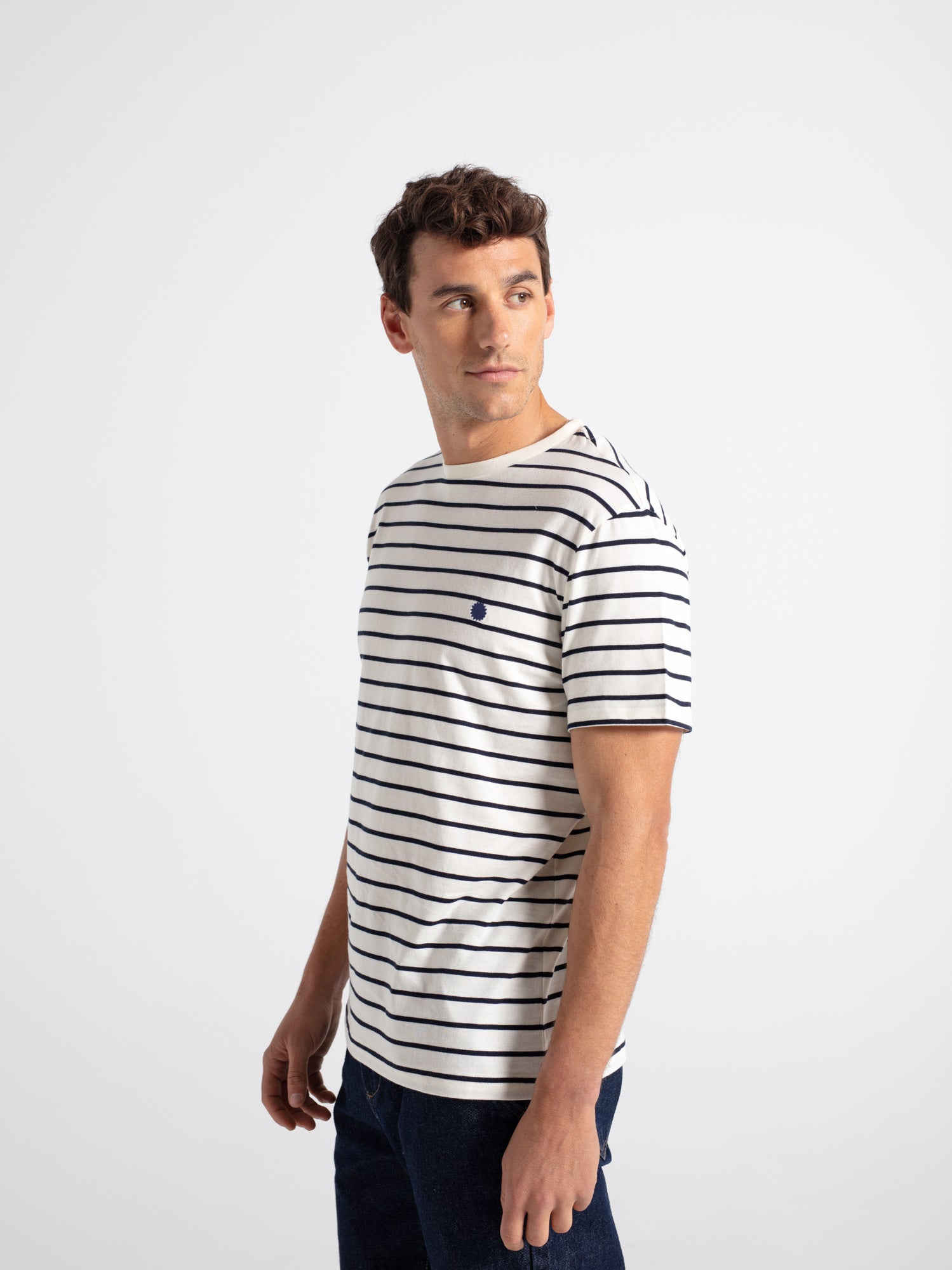 Camiseta manga corta rayas bordado