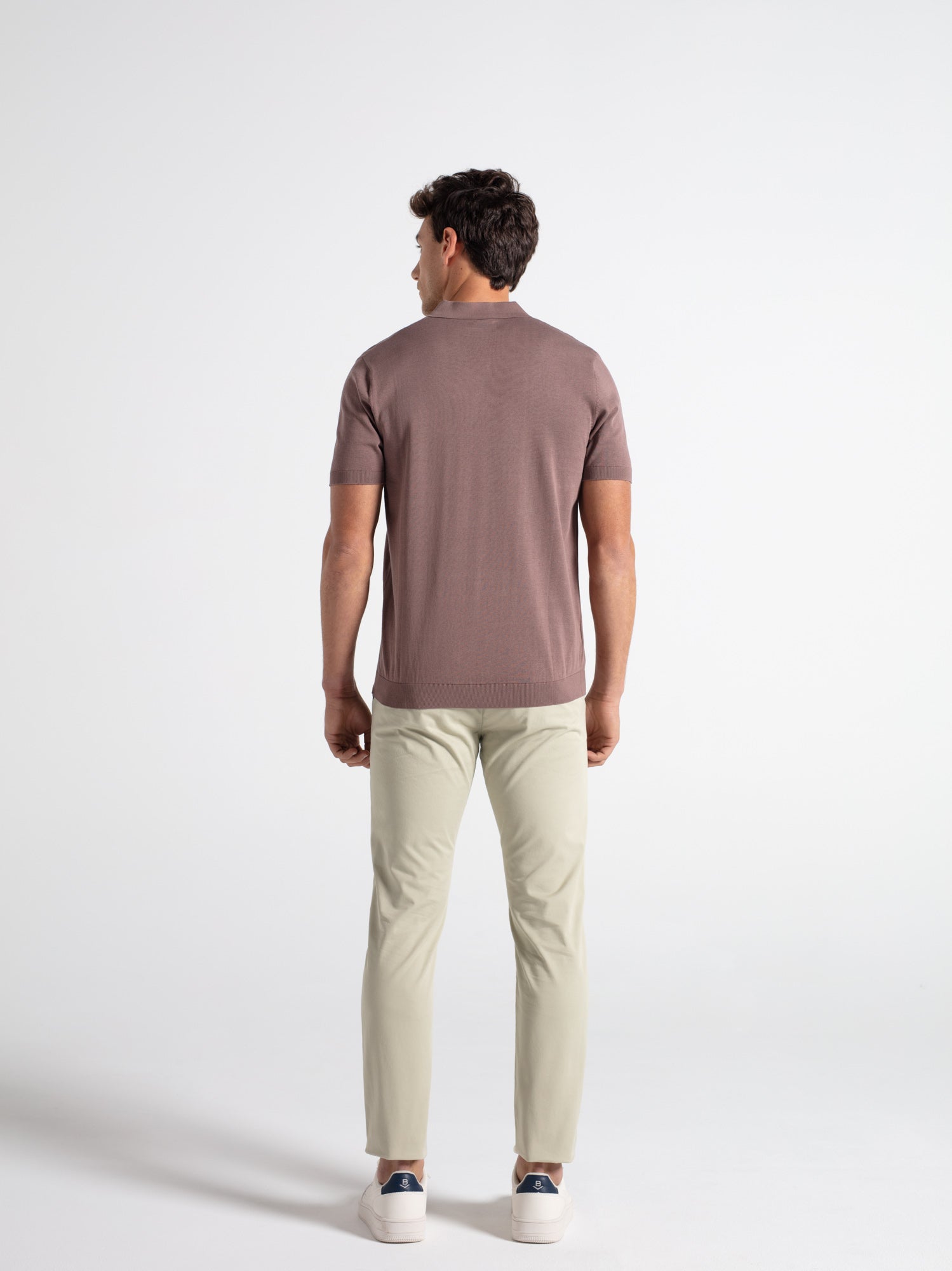 Pantalón chino slim fit esencial
