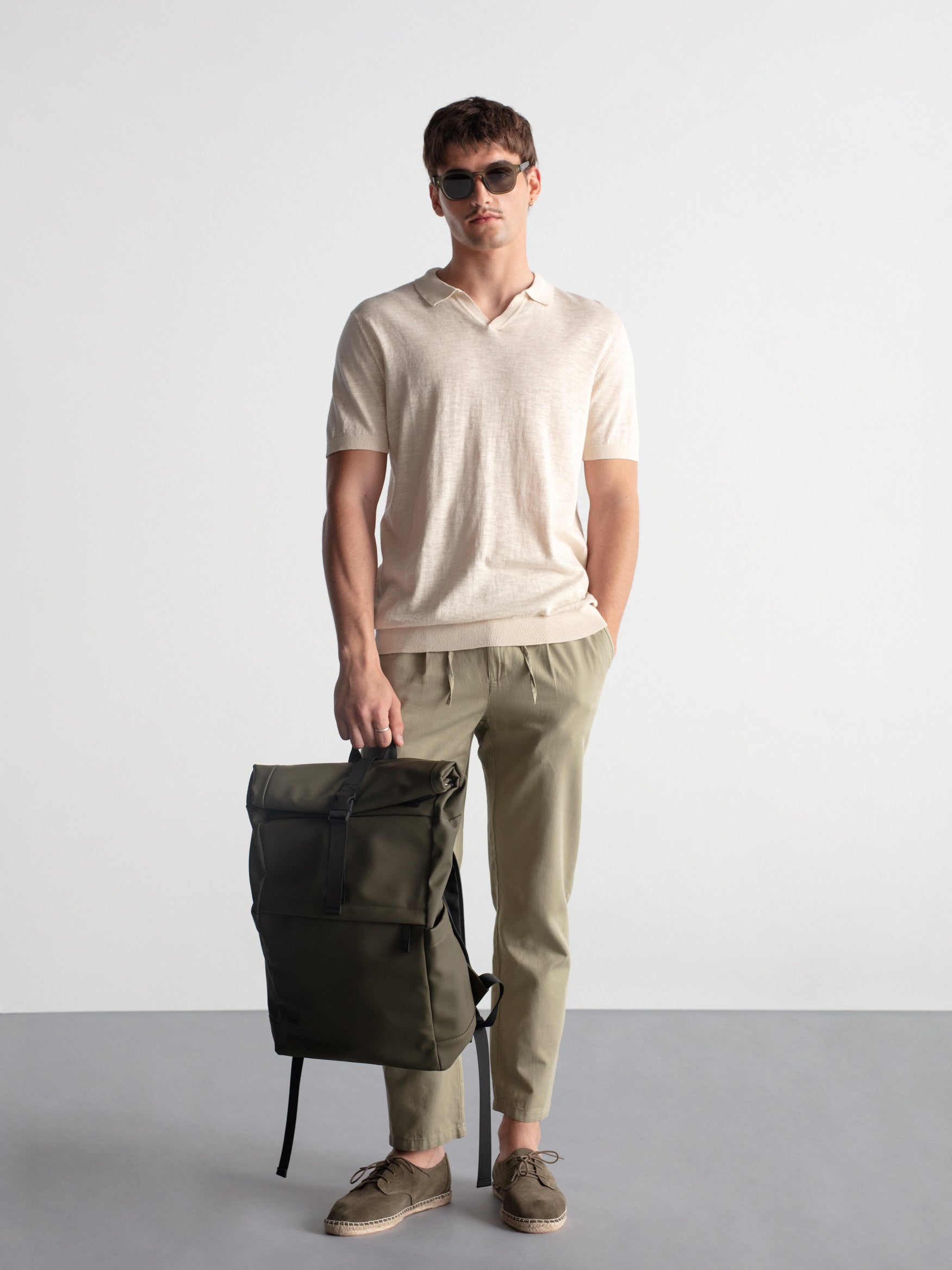 Pantalón de lino con pinzas