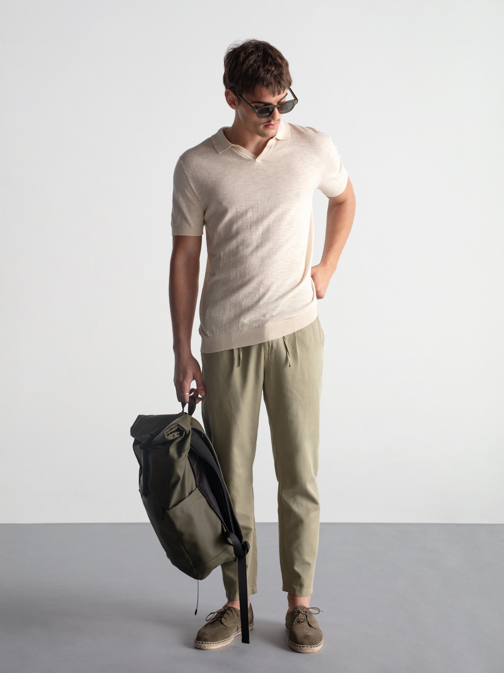 Pantalón de lino con pinzas
