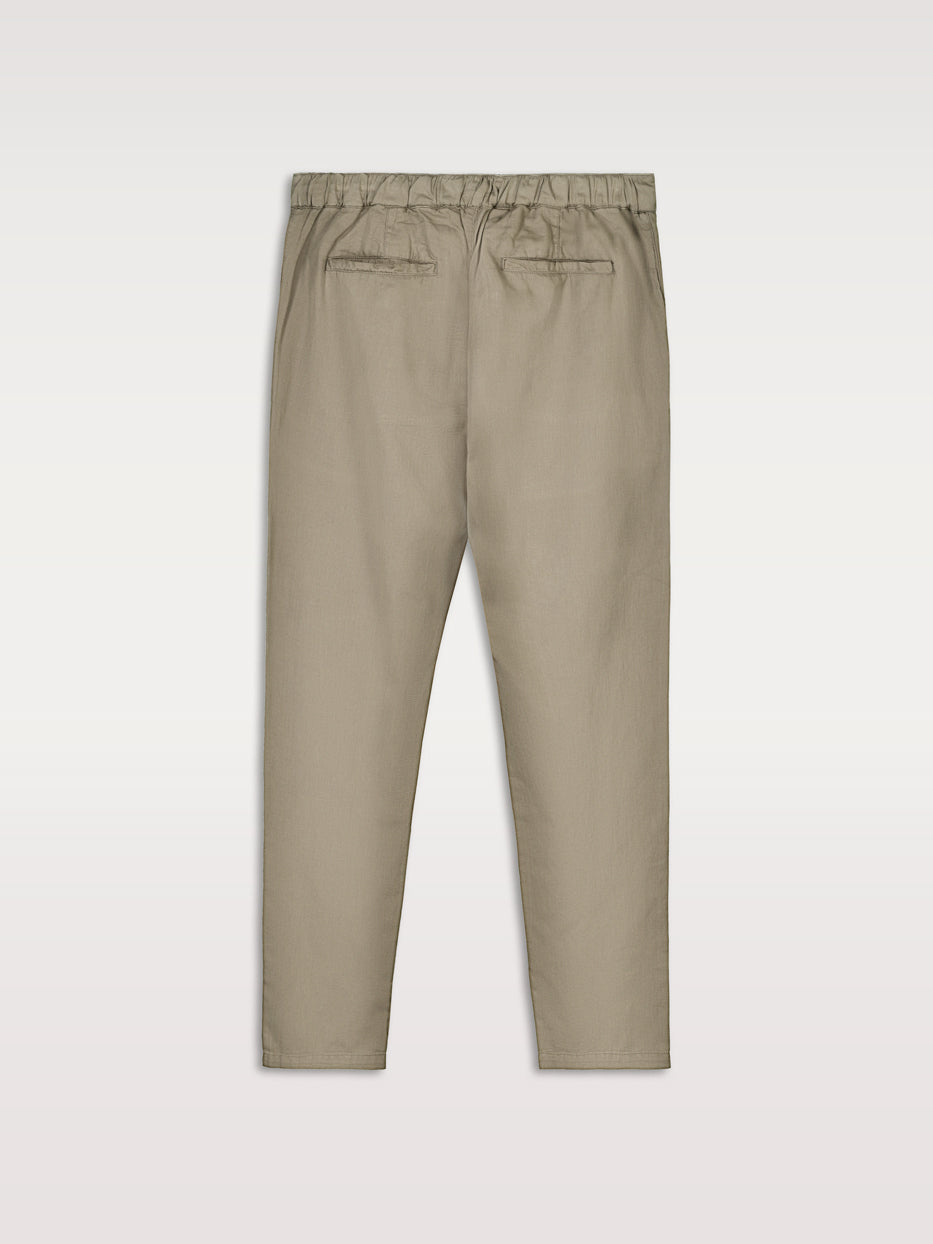 Pantalón de lino con pinzas