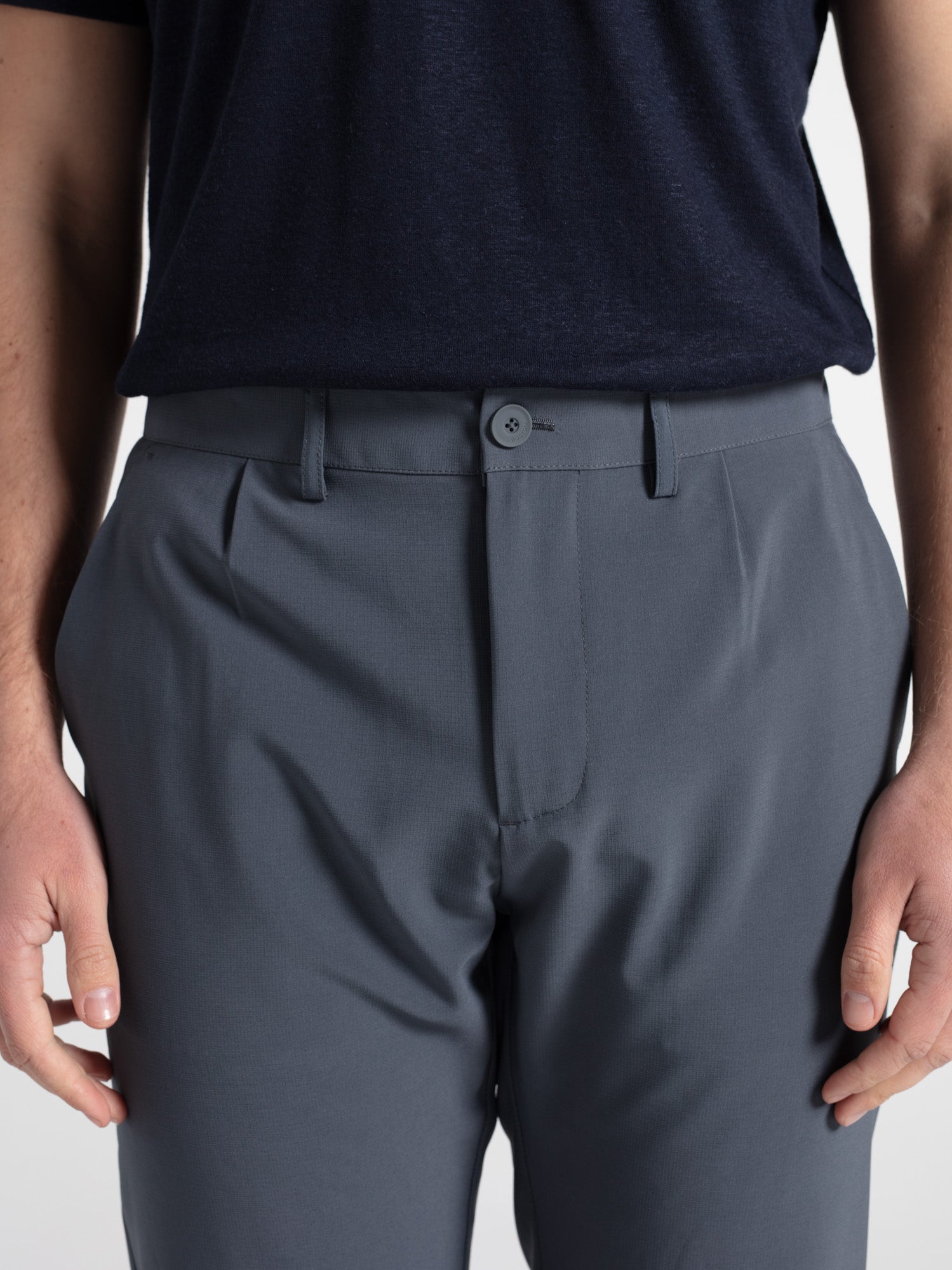 Pantalón técnico tejido cuadrillé pinzas