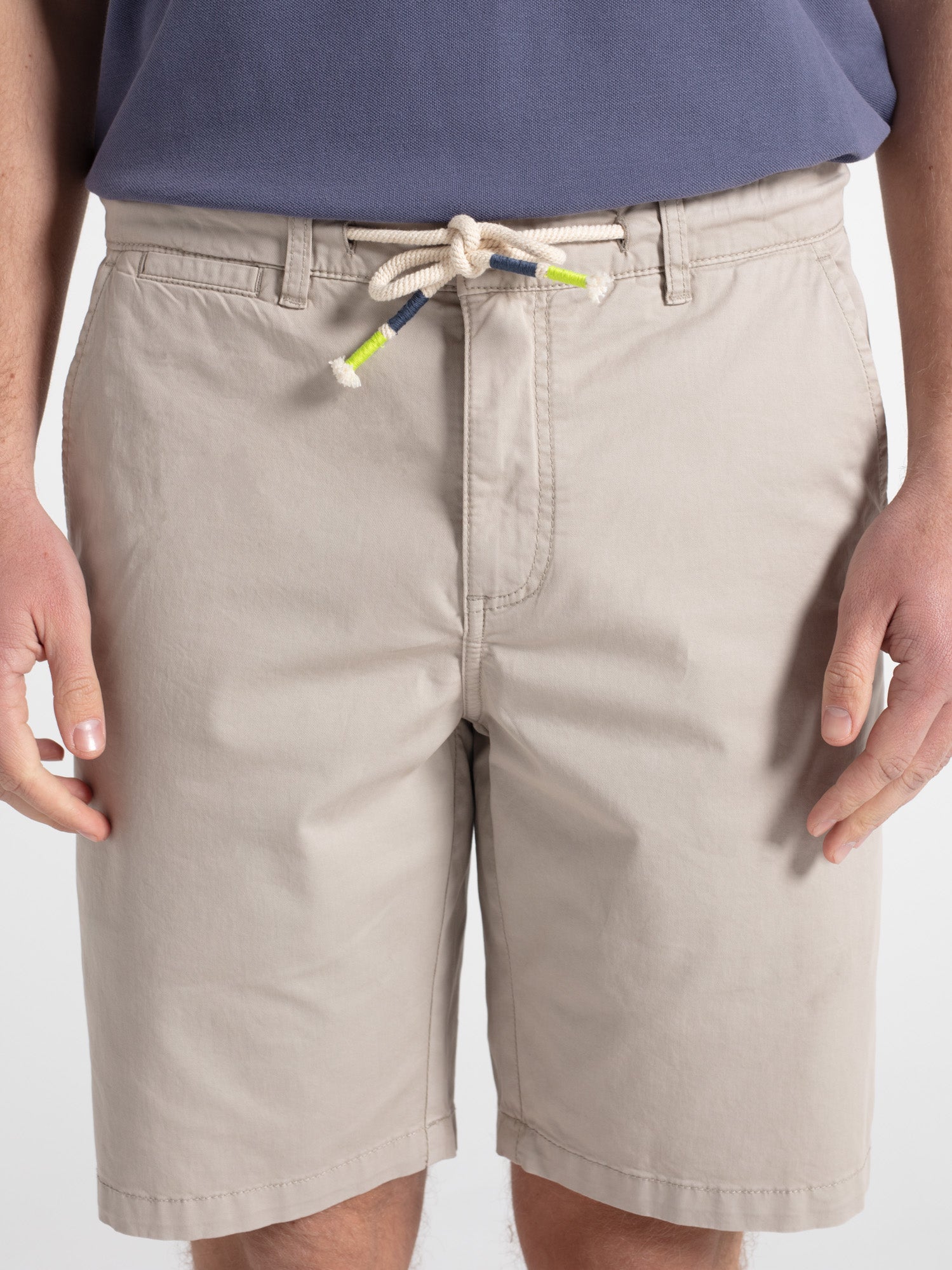 Bermuda chino cordón