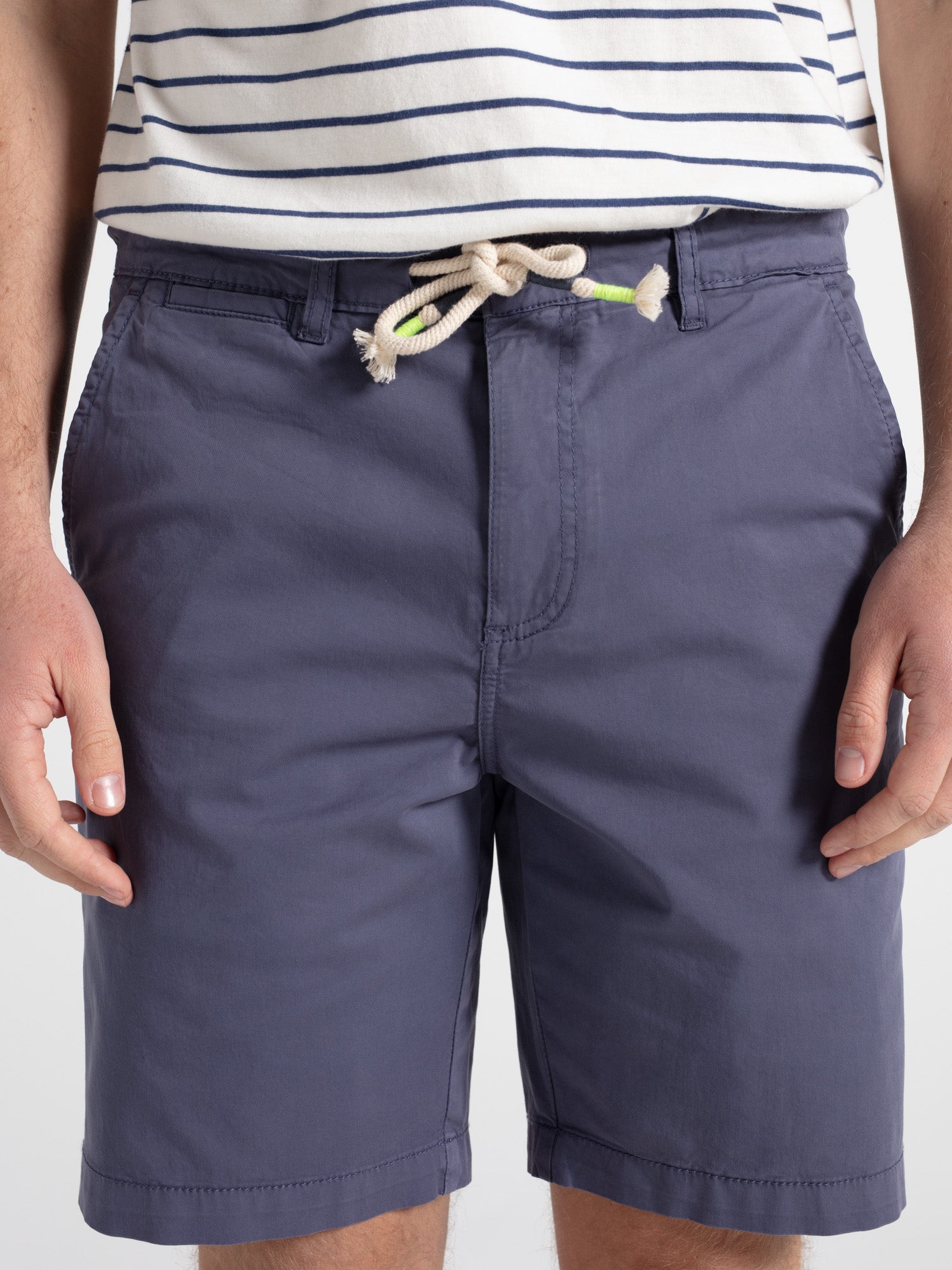 Bermuda chino cordón