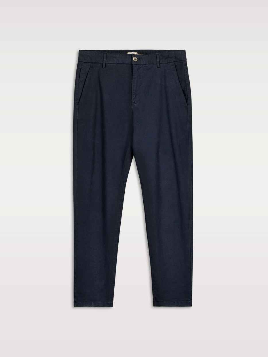 Pantalón chino slim fit esencial