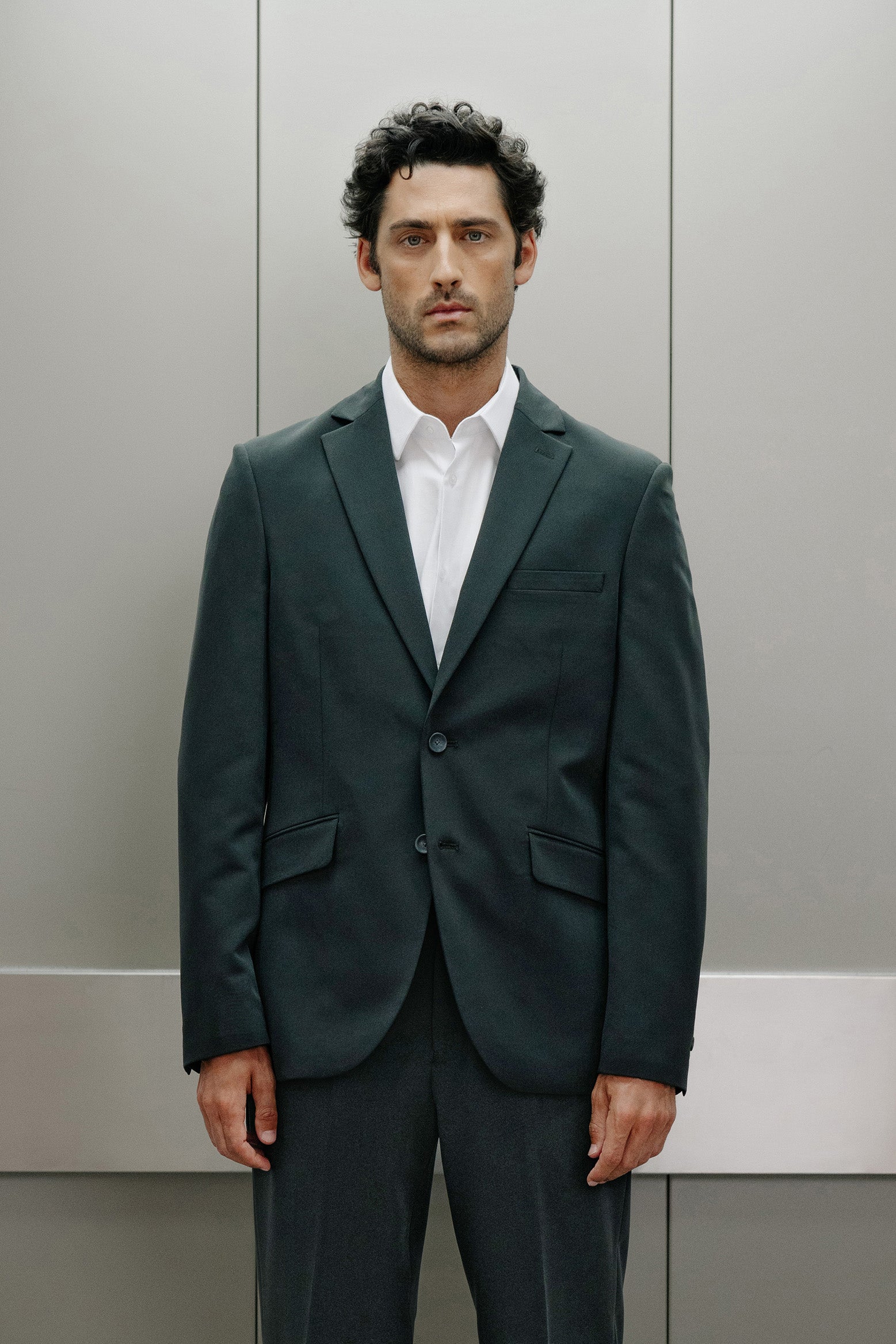 Americana traje slim fit liso