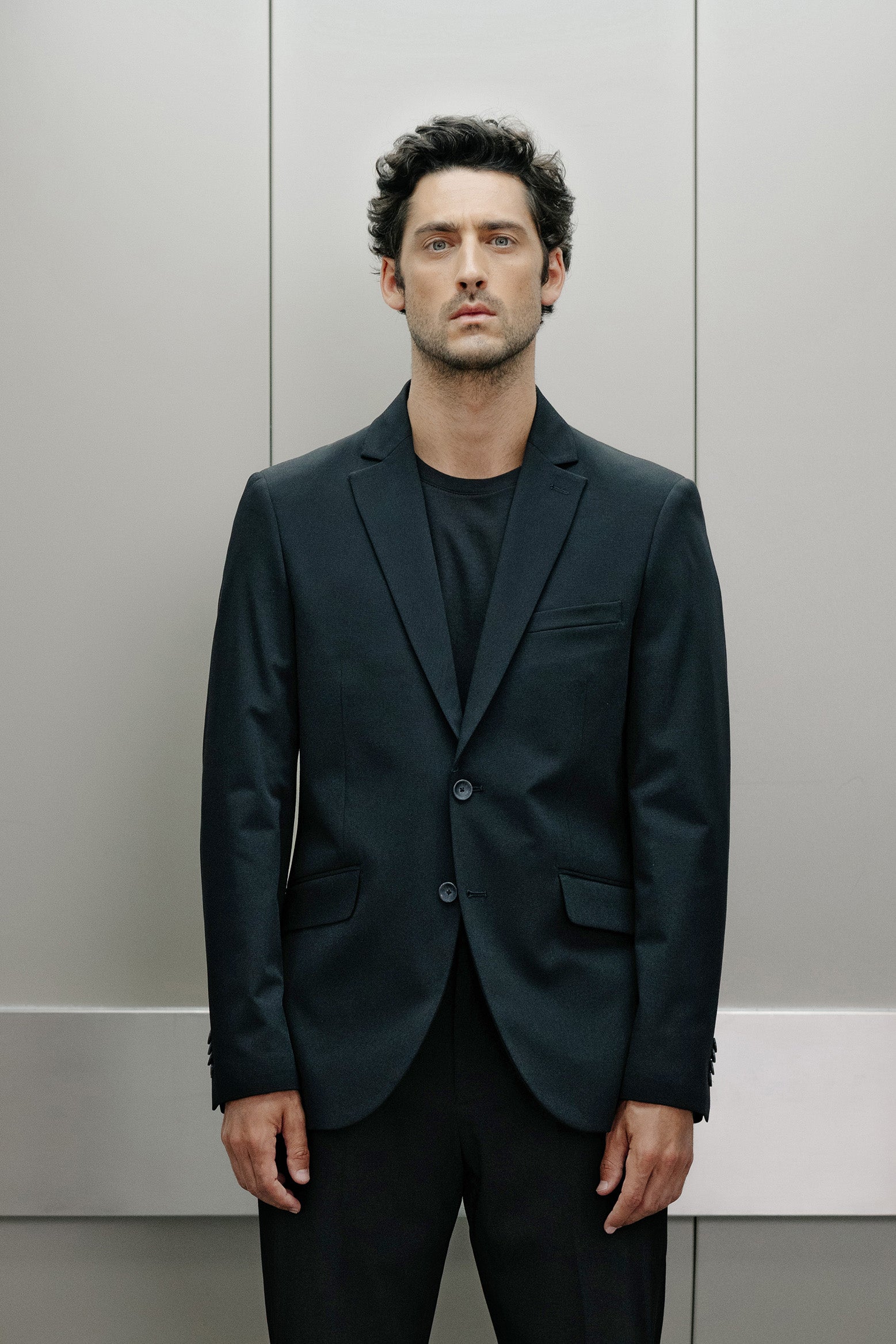 Americana traje slim fit liso