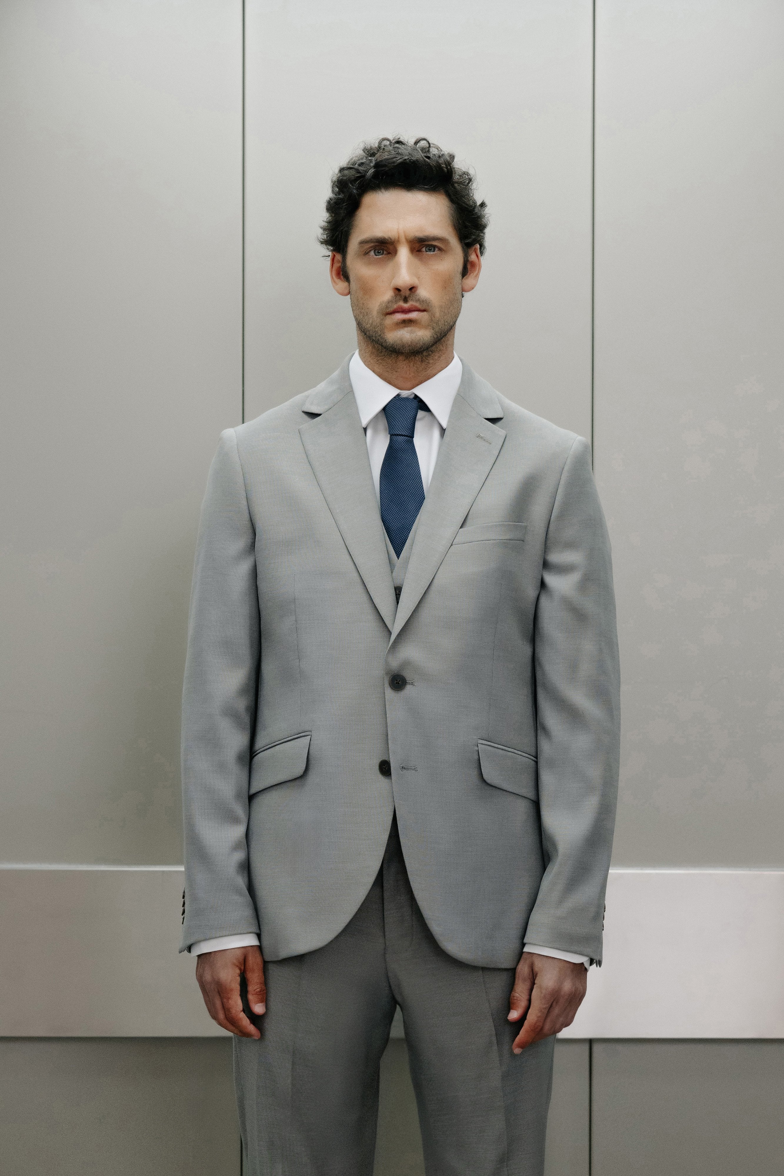 Americana traje slim fit falso liso