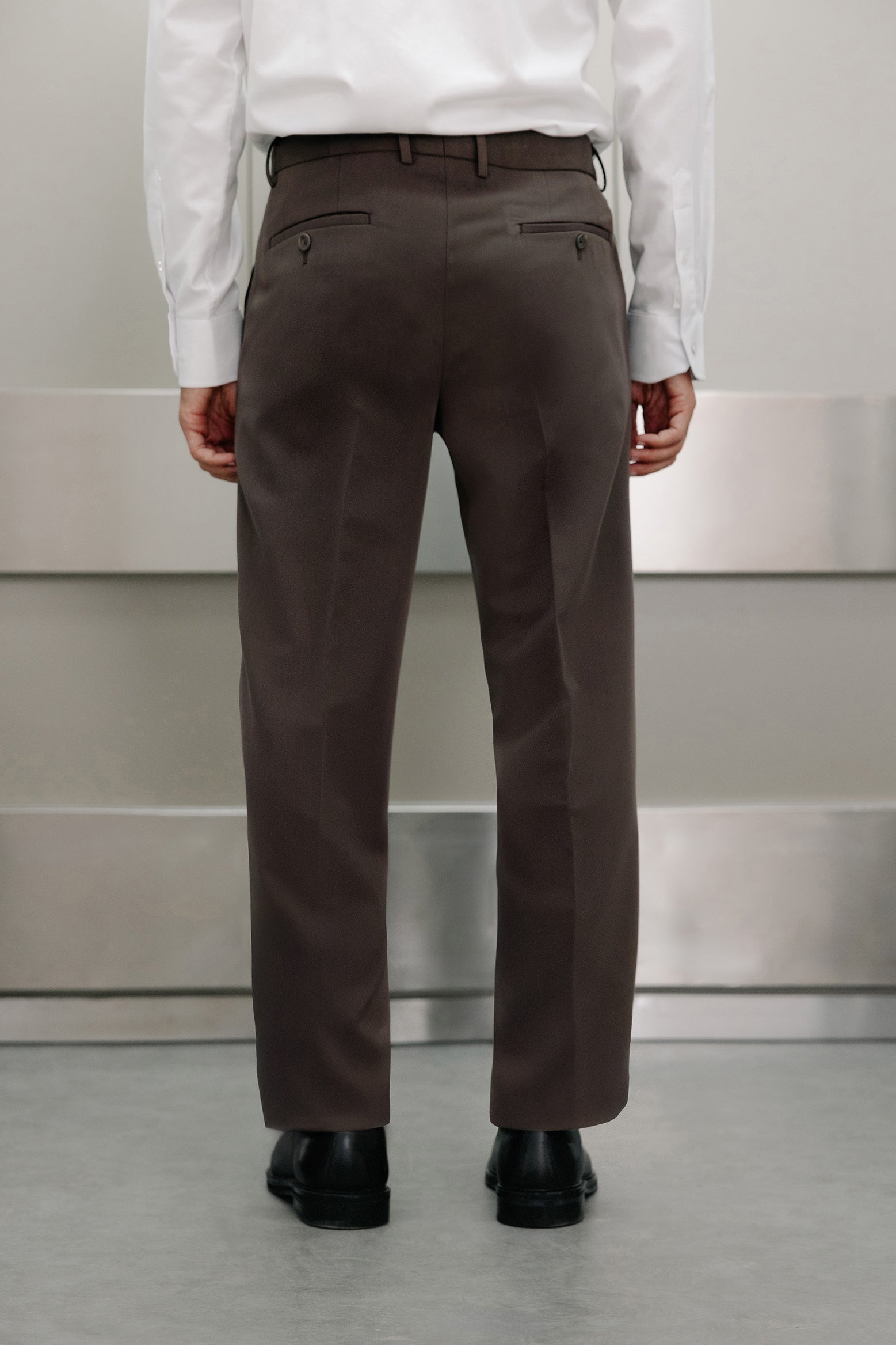 Pantalón traje slim fit liso