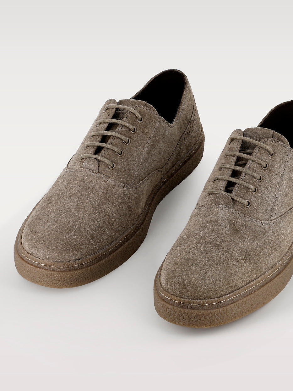 Zapatilla casual piel serraje