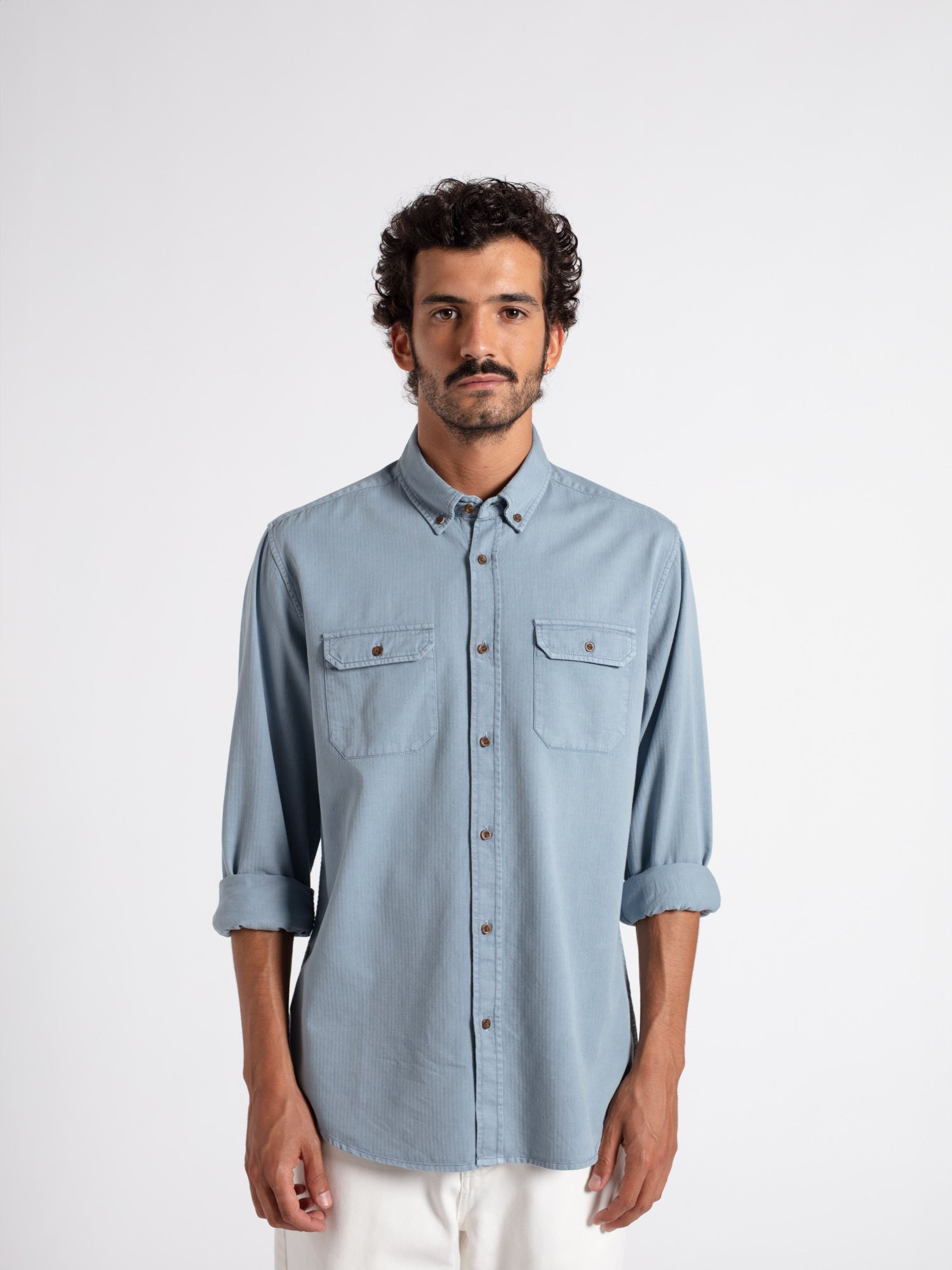Regular fit herringbone chambray shirt
