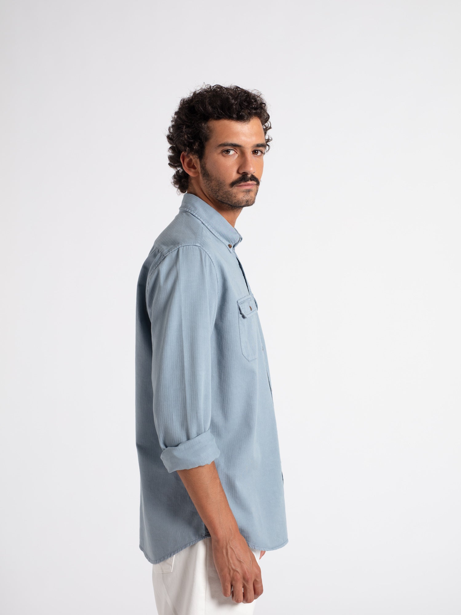 Regular fit herringbone chambray shirt