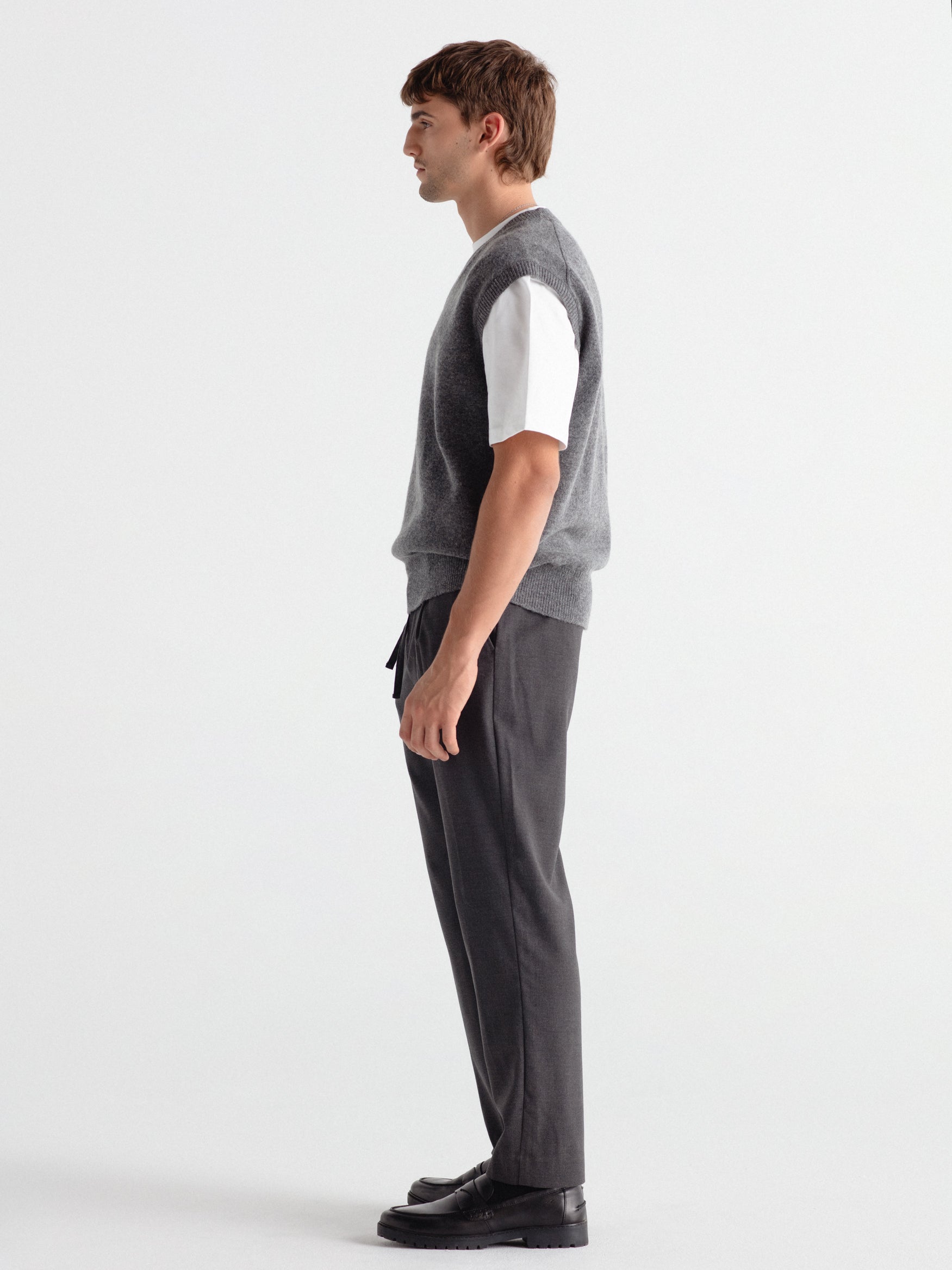 Pantalón smart falso liso