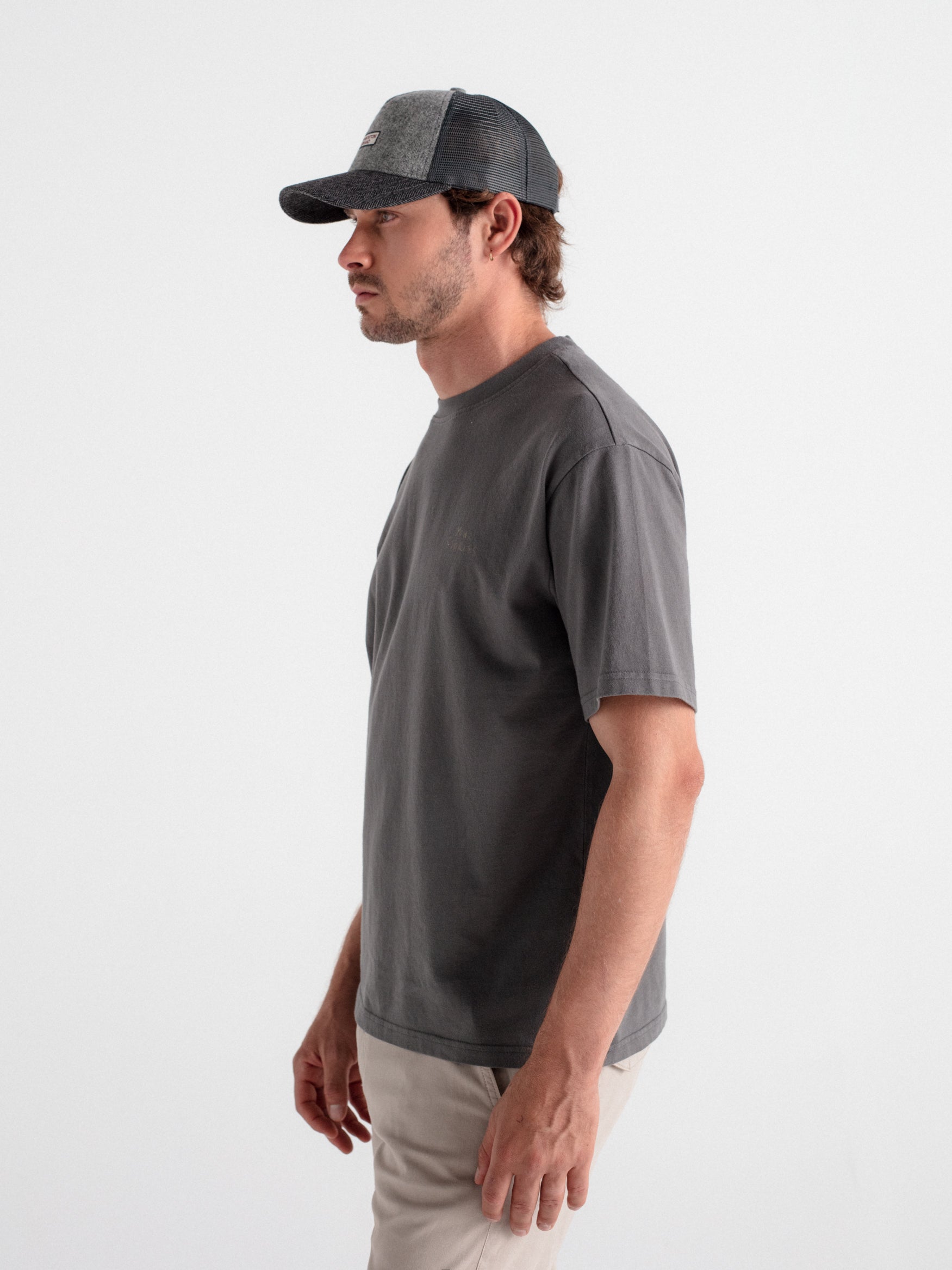 Camiseta confort gráfica salón