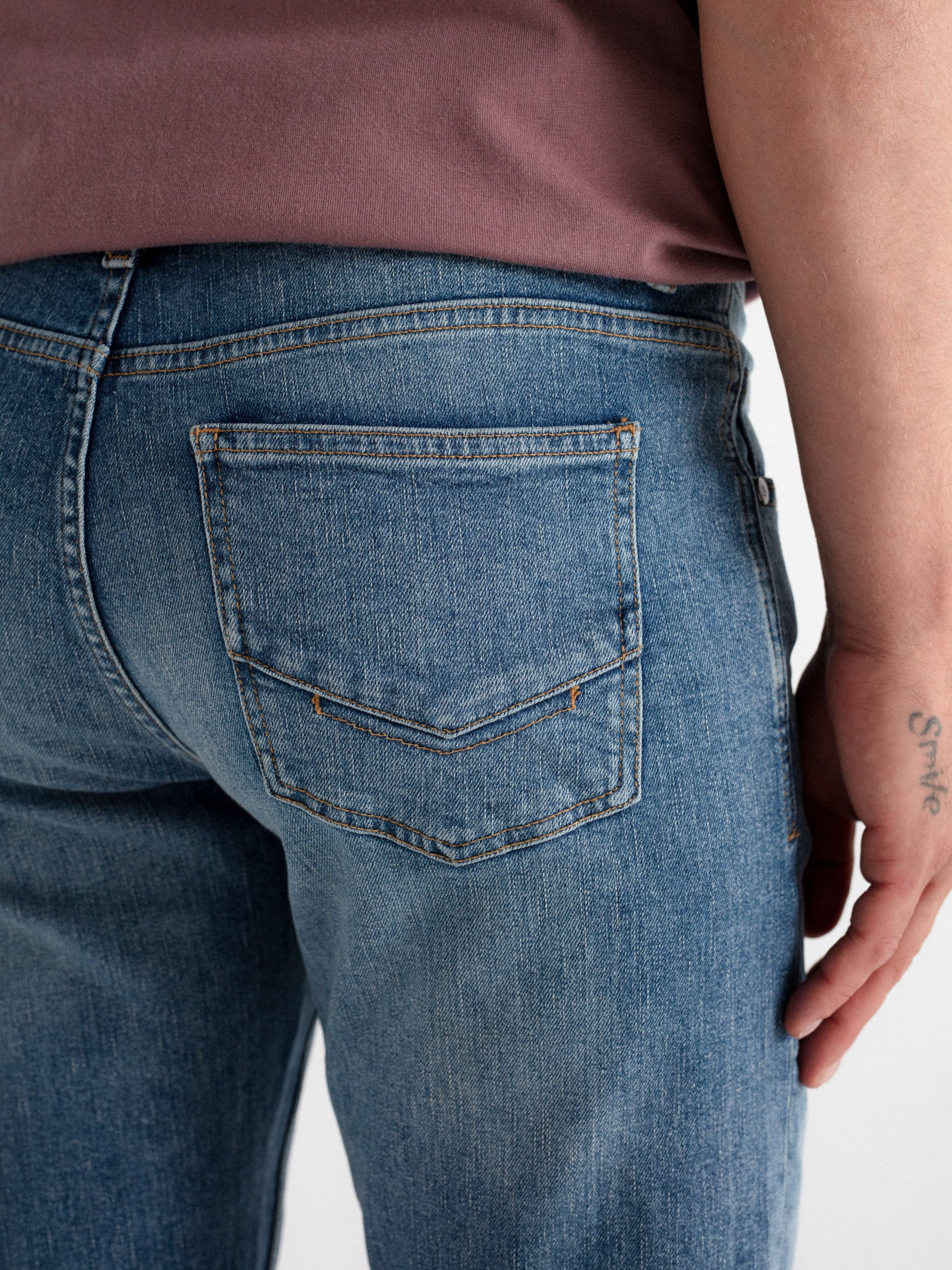 Pantalón tejano slim fit