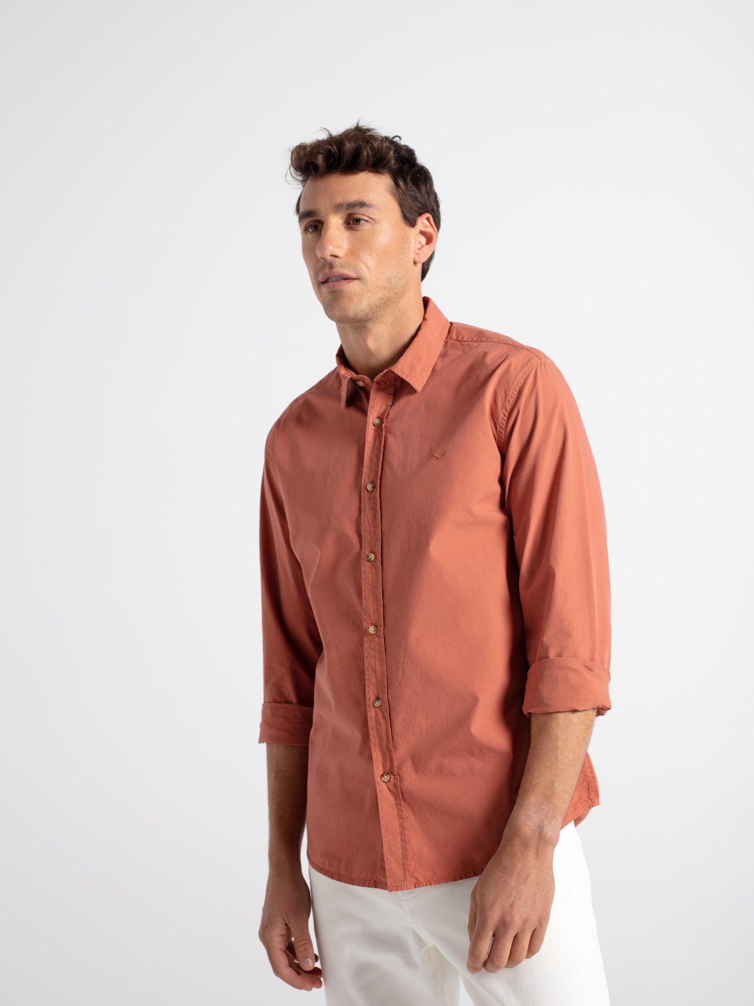 Camisa popelín tintada