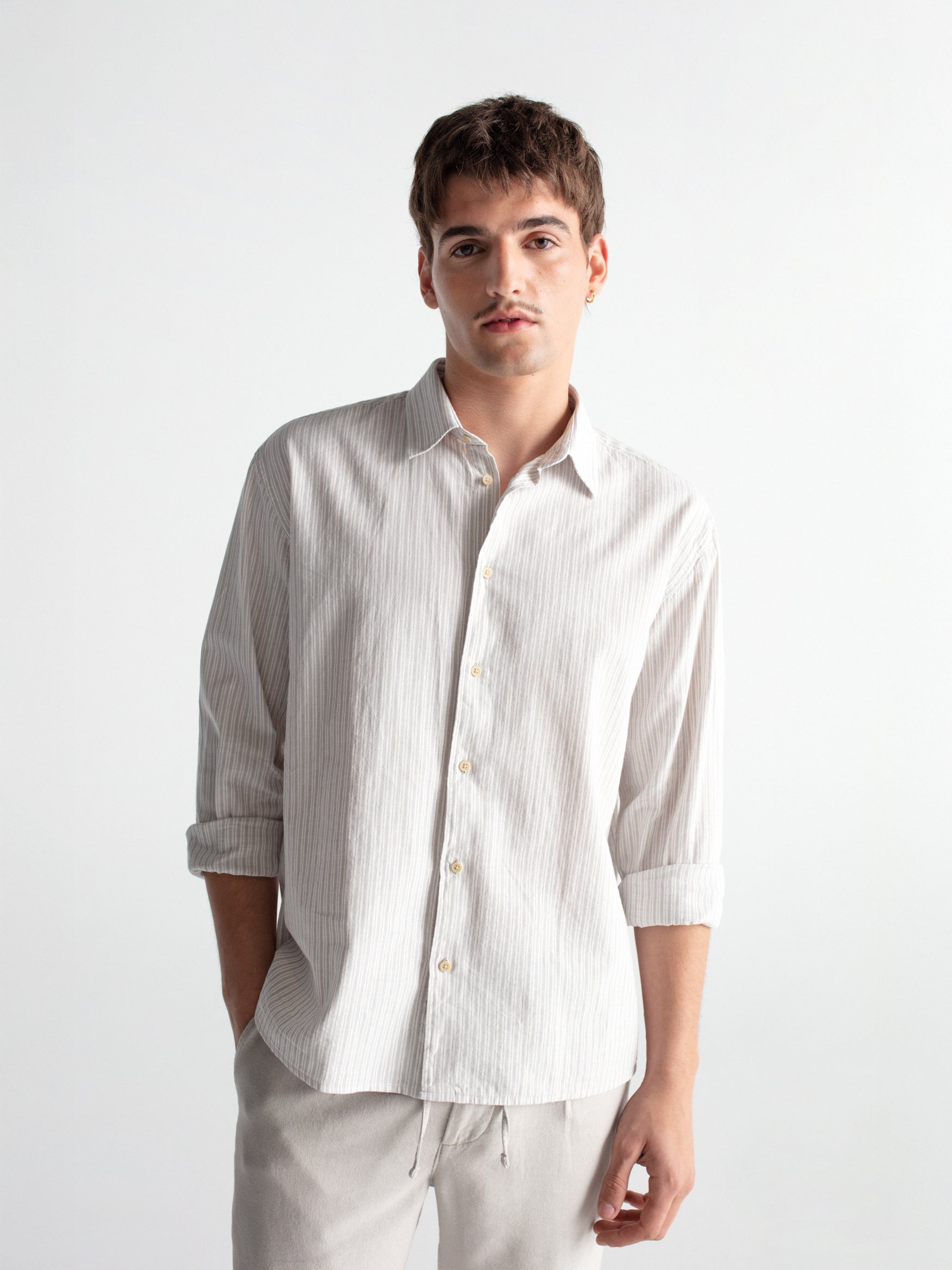 Camisa oversize lino rayas