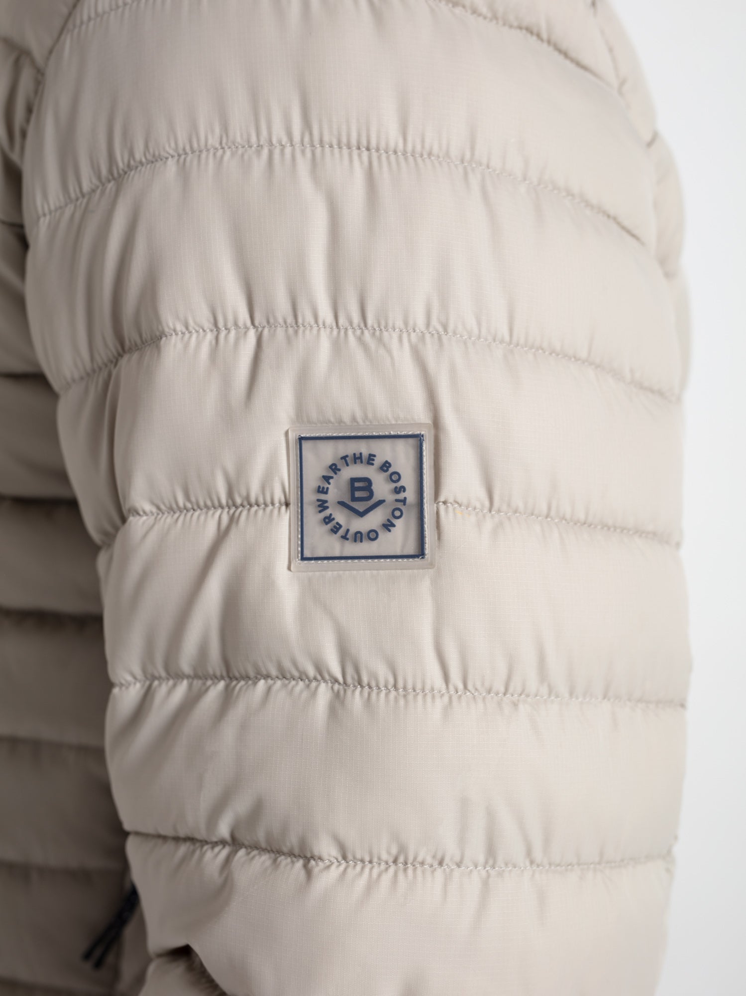 Cazadora acolchada ligera