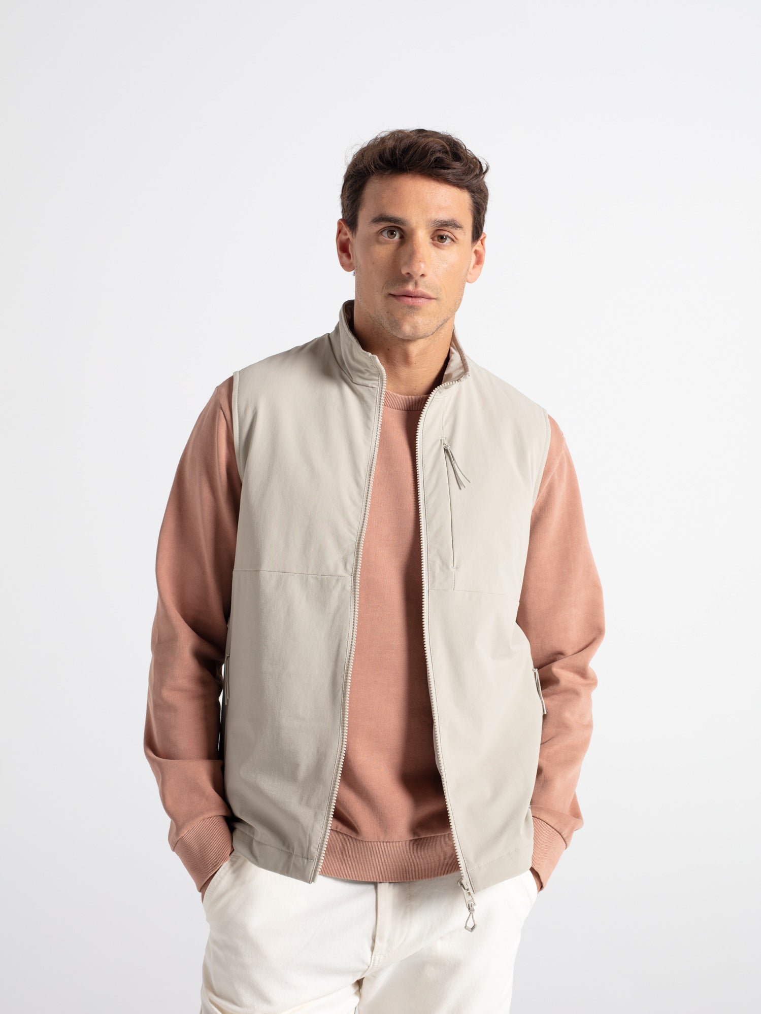 Chaleco funcional cuello chimenea