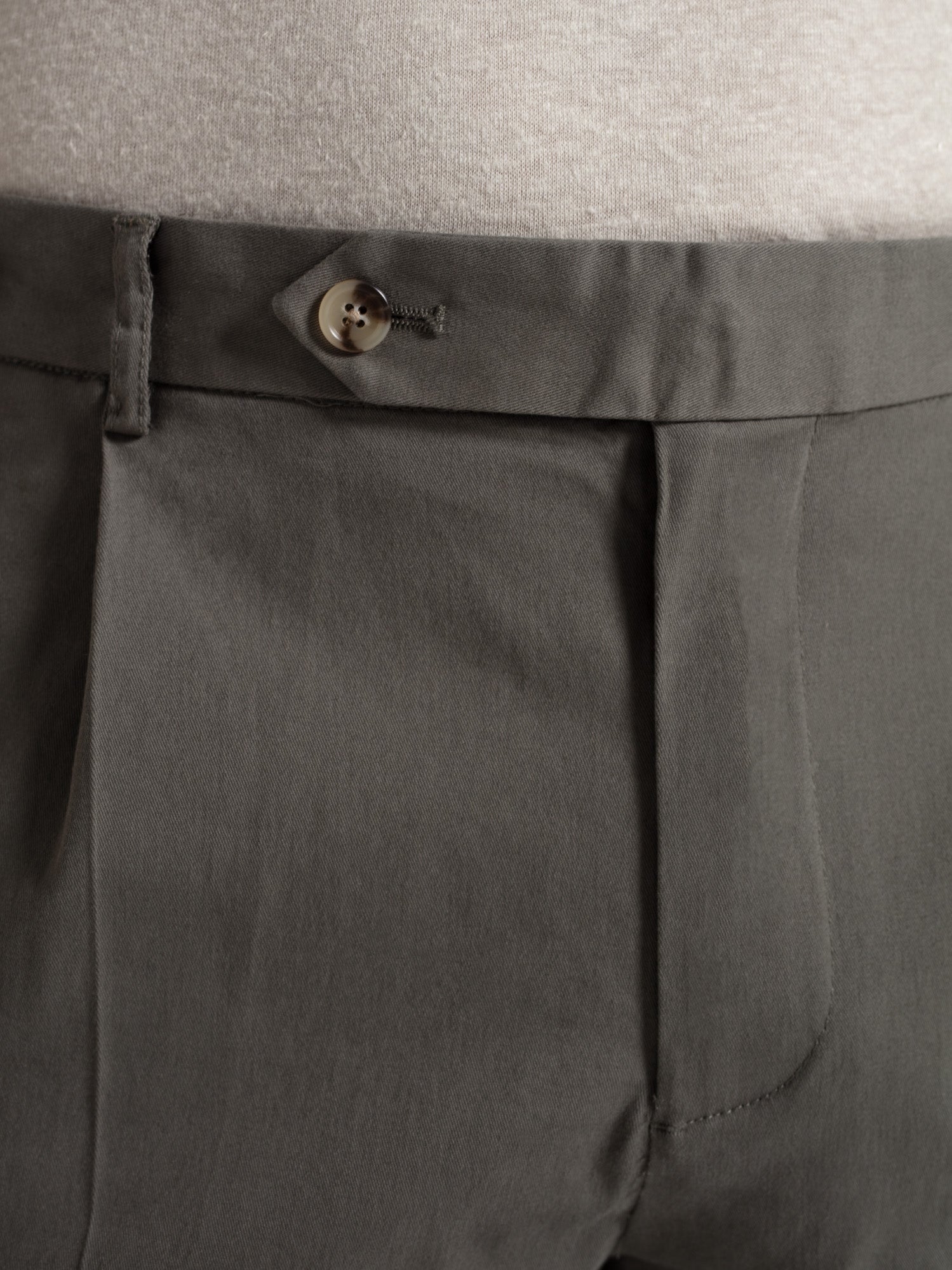 Pantalón con pinzas