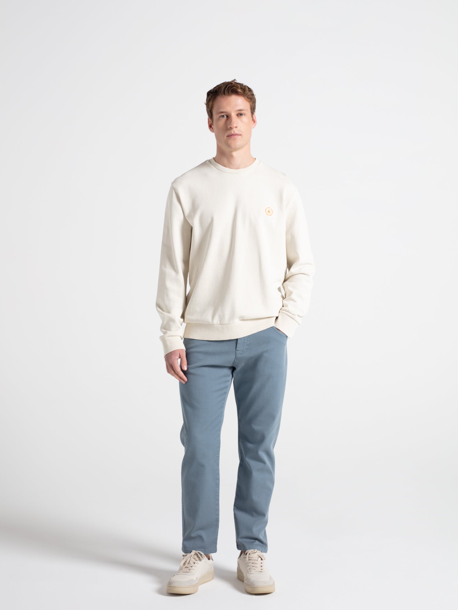 Pantalón cinco bolsillos tapered