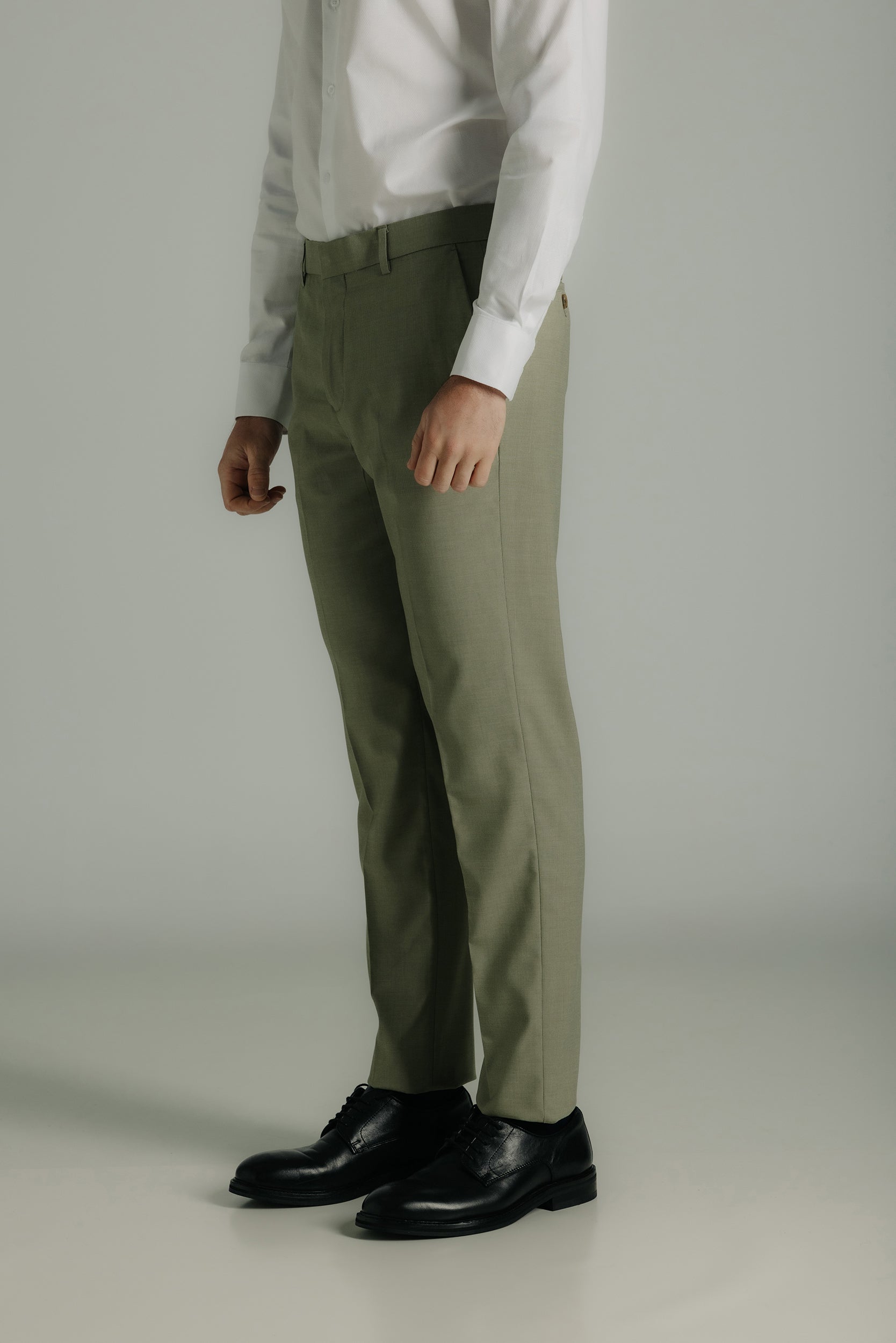 Plain-fronted slim-fit suit trousers