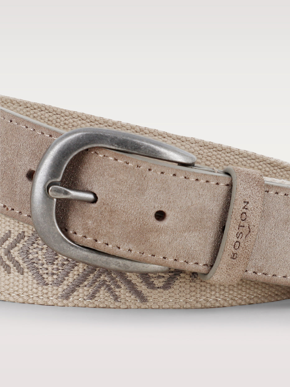 Cinturón bordado étnico