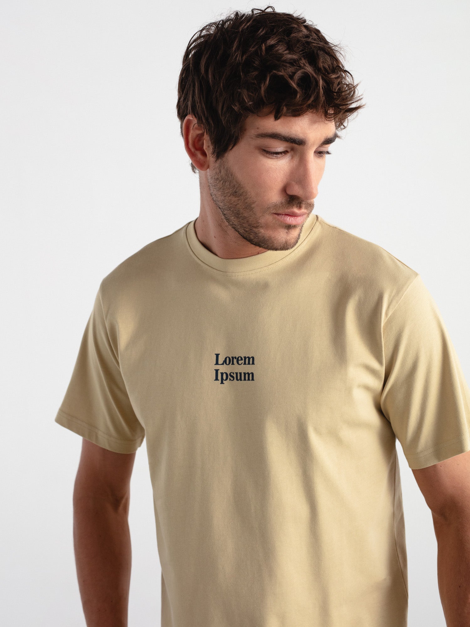 Camiseta oversize gráfica "Lorem Ipsum"