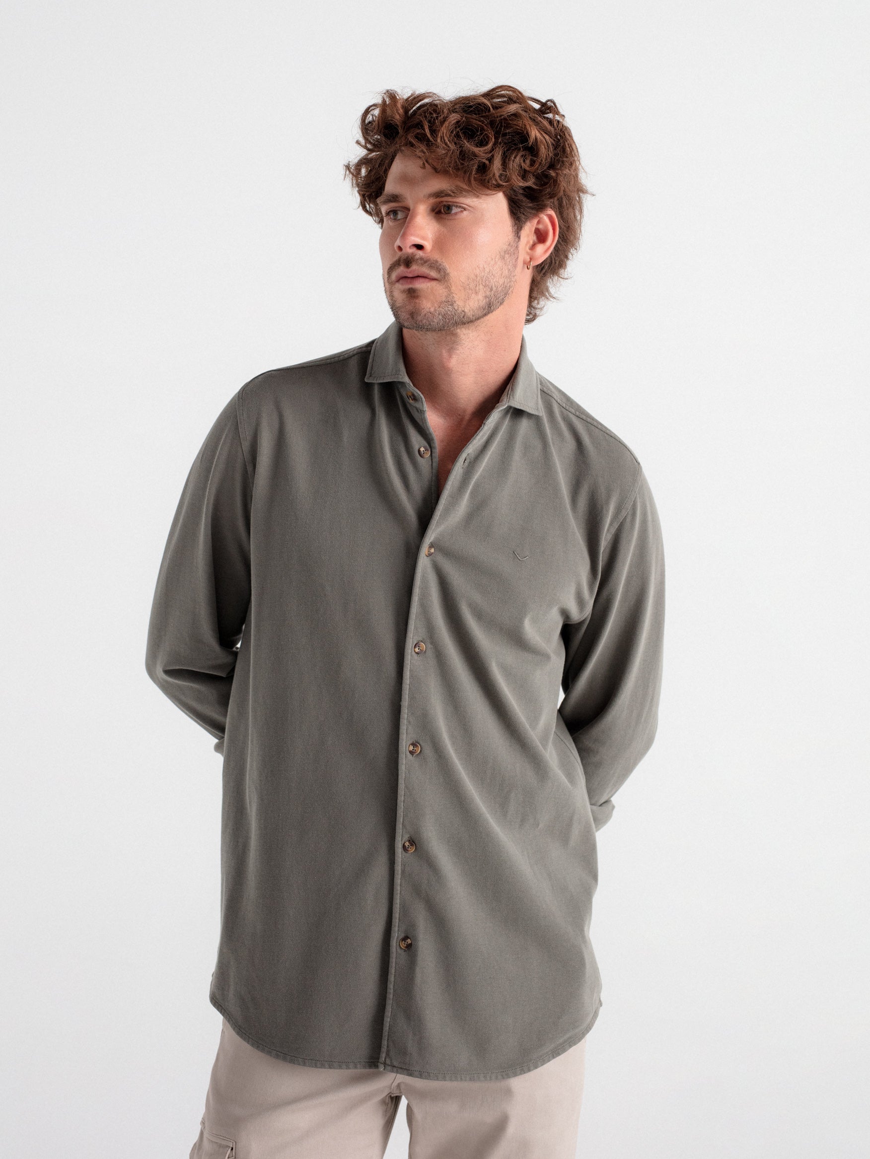 Camisa regular punto piqué