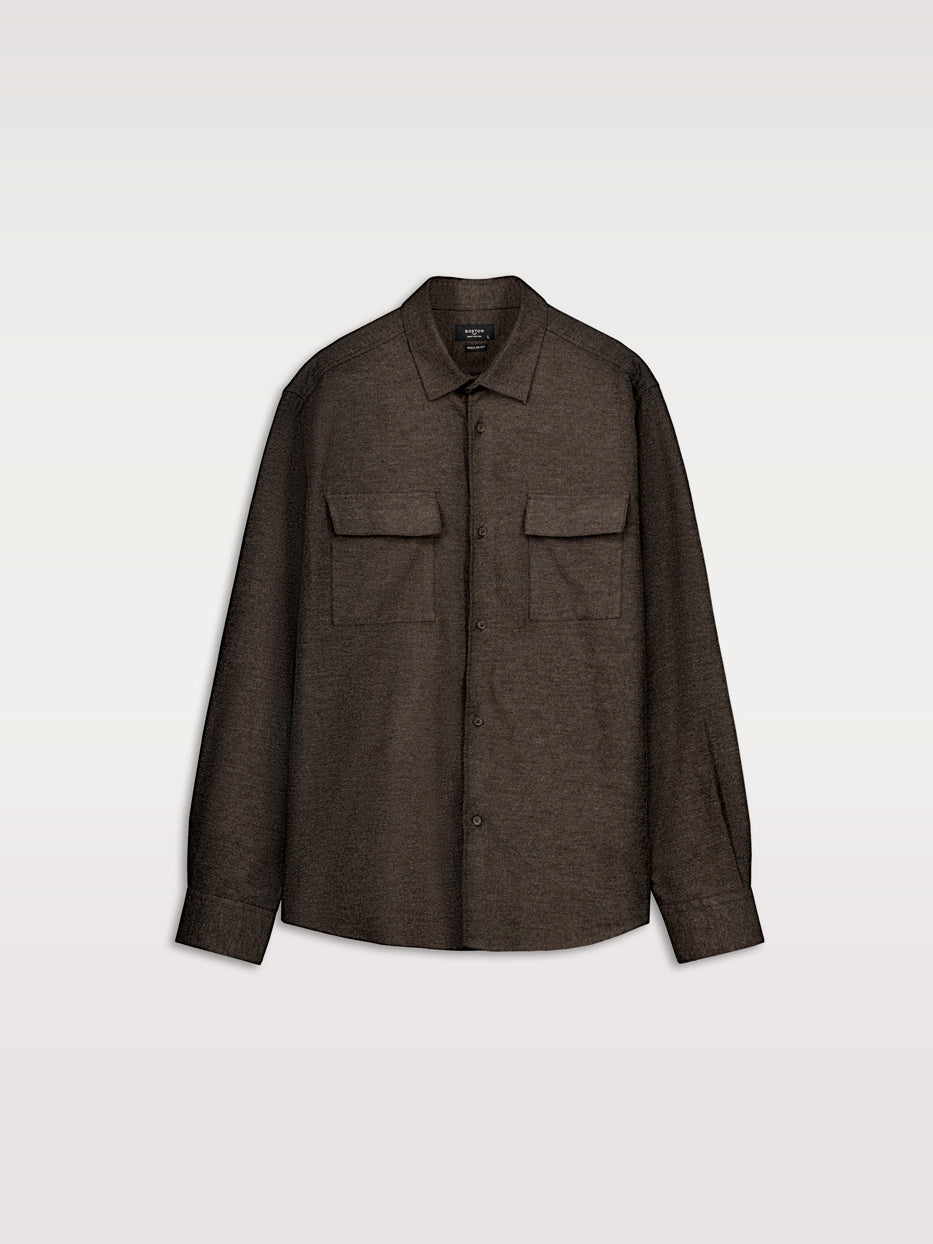 Camisa regular fit con bolsillos