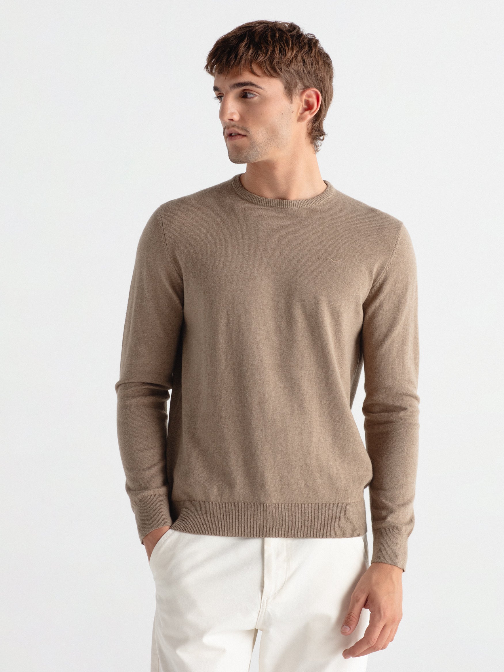 Jersey con cashmere cuello caja