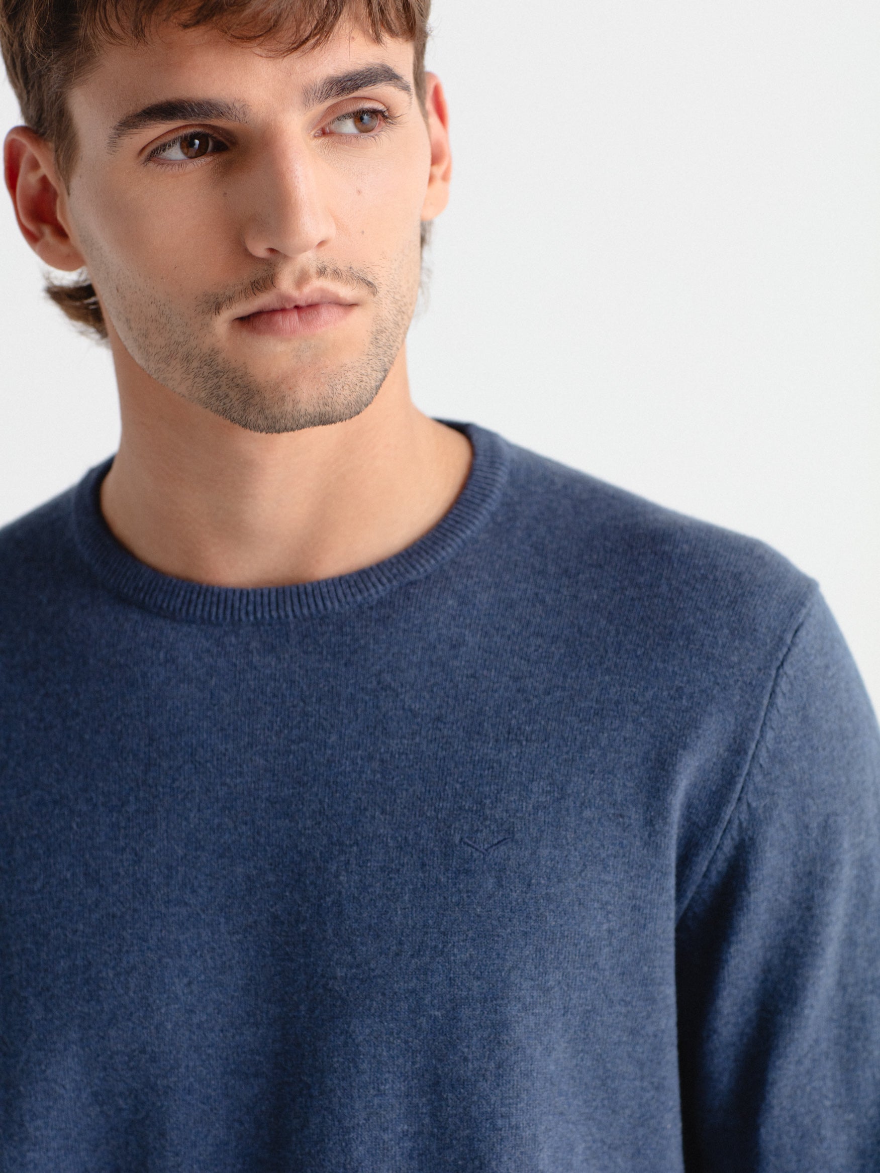 Jersey con cashmere cuello caja