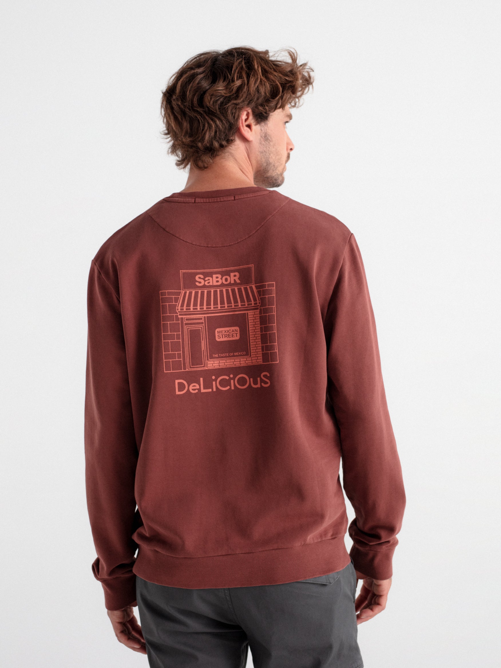 Sudadera confort gráfica