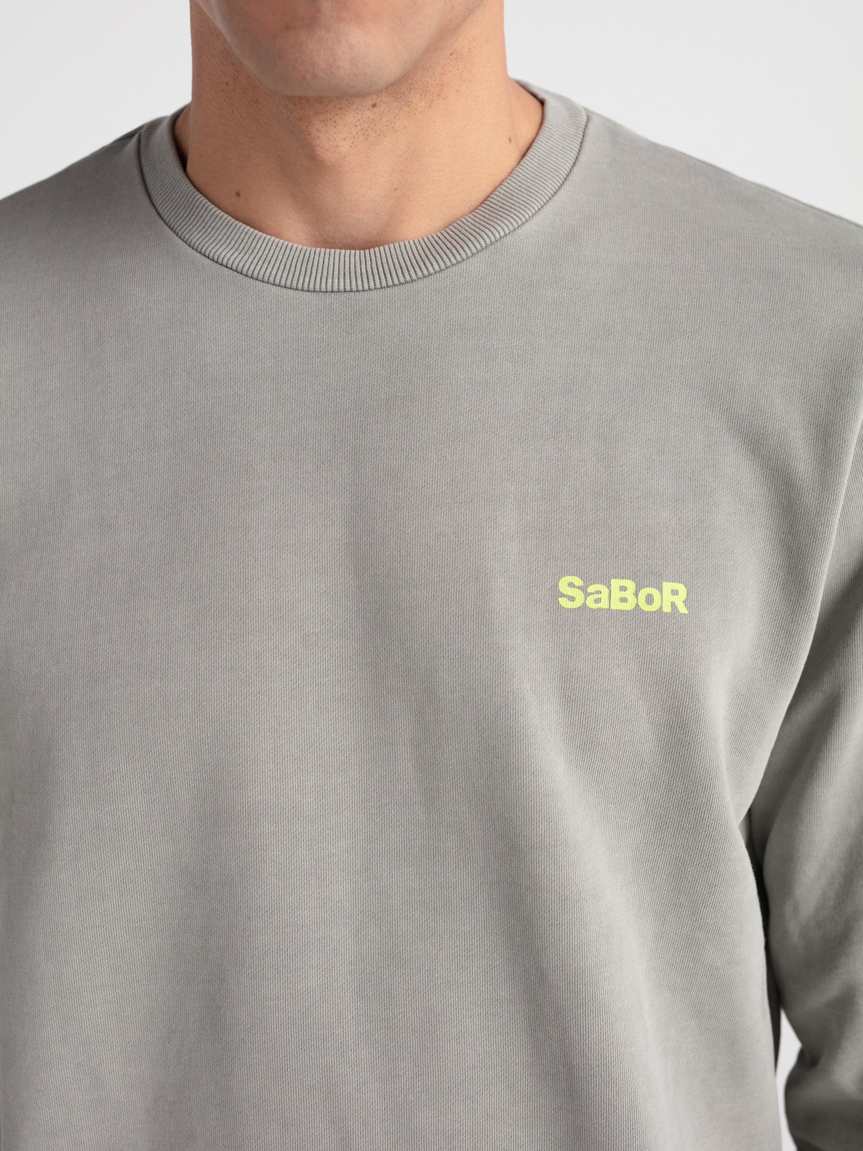 Sudadera confort gráfica