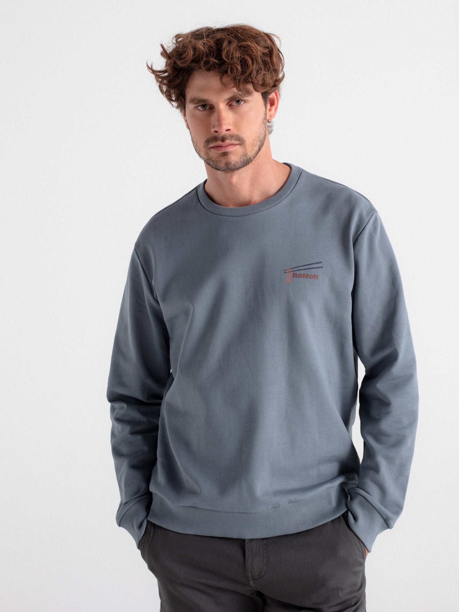 Sudadera confort gráfica abstracta