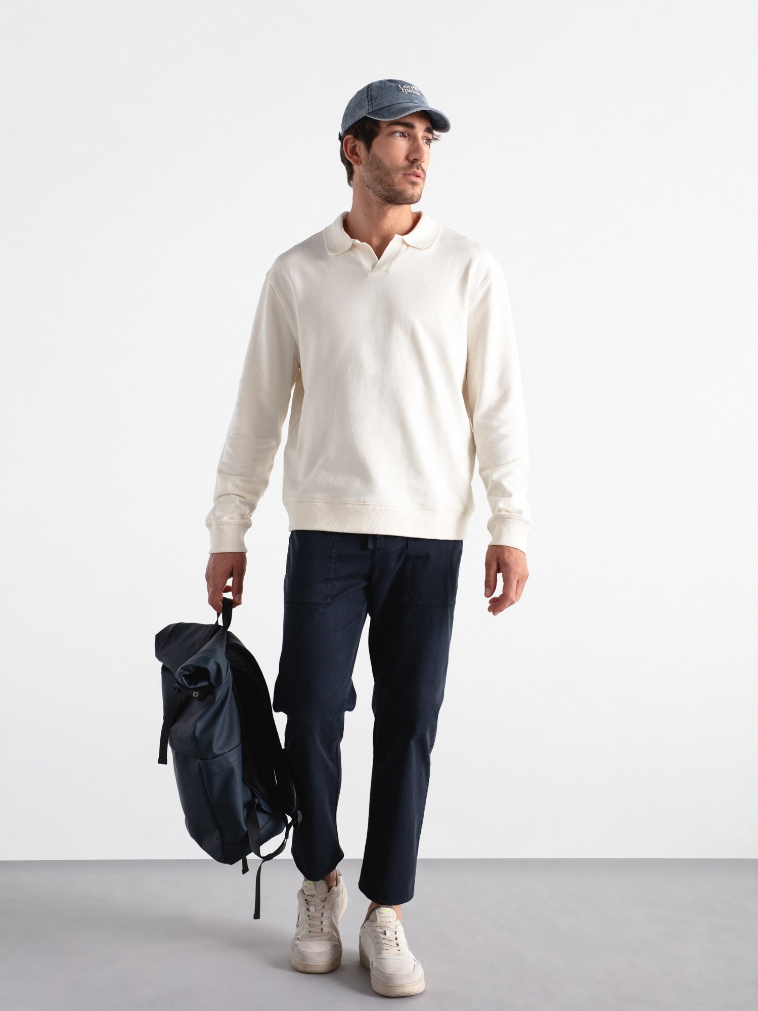 Sudadera regular cuello polo