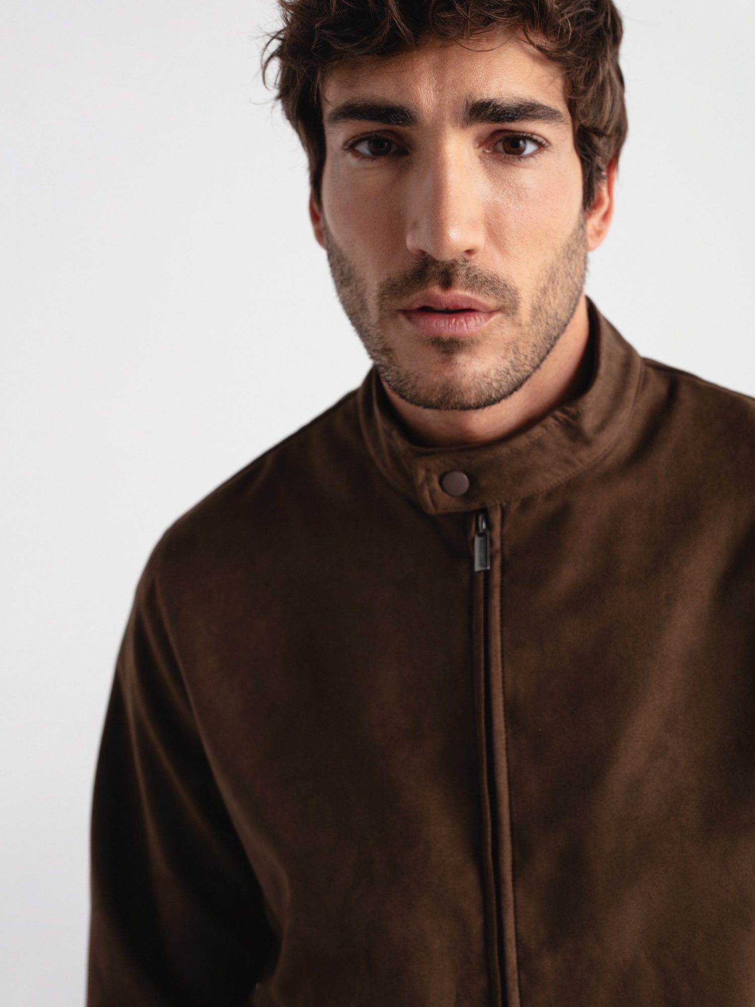 Cazadora de antelina