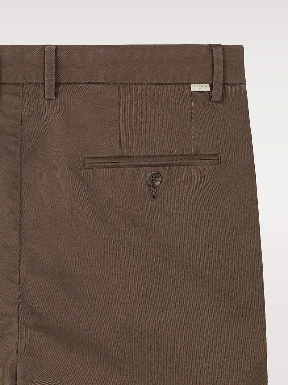 Pantalón chino slim fit esencial