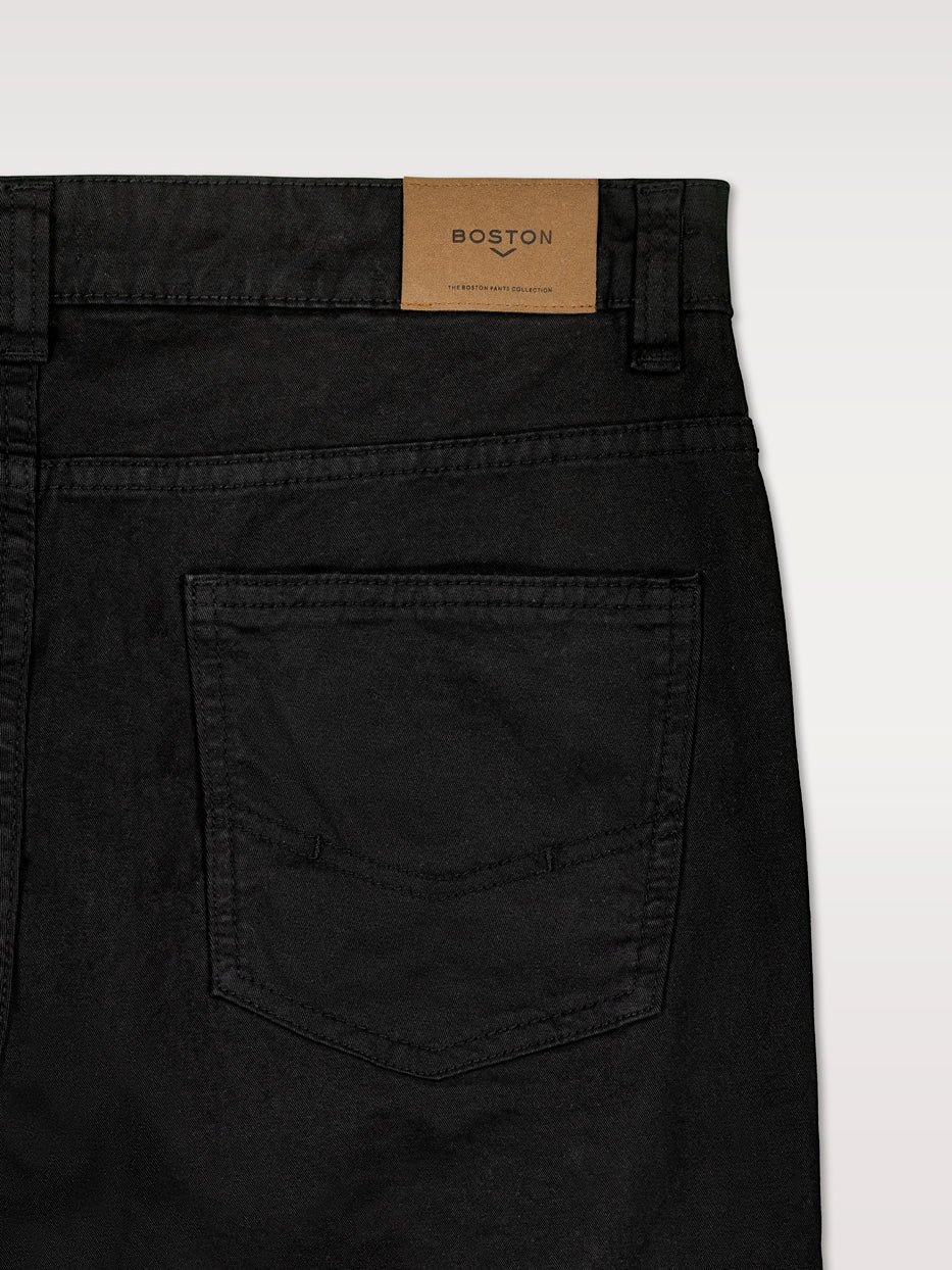 Pantalón slim fit sarga