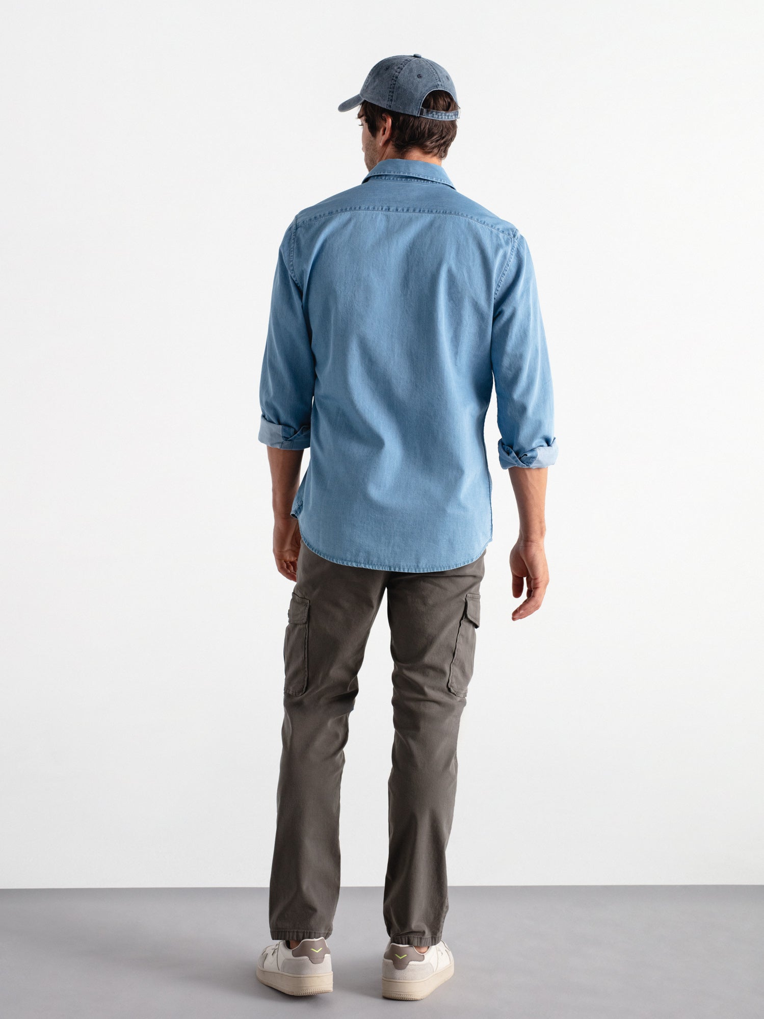 Pantalón chino cargo